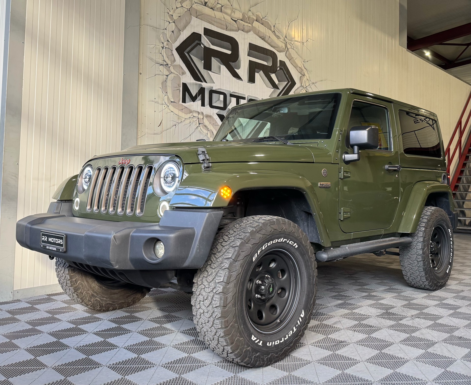 JEEP Wrangler 2.8 CRD 75th Anniversary Automatic-image-0