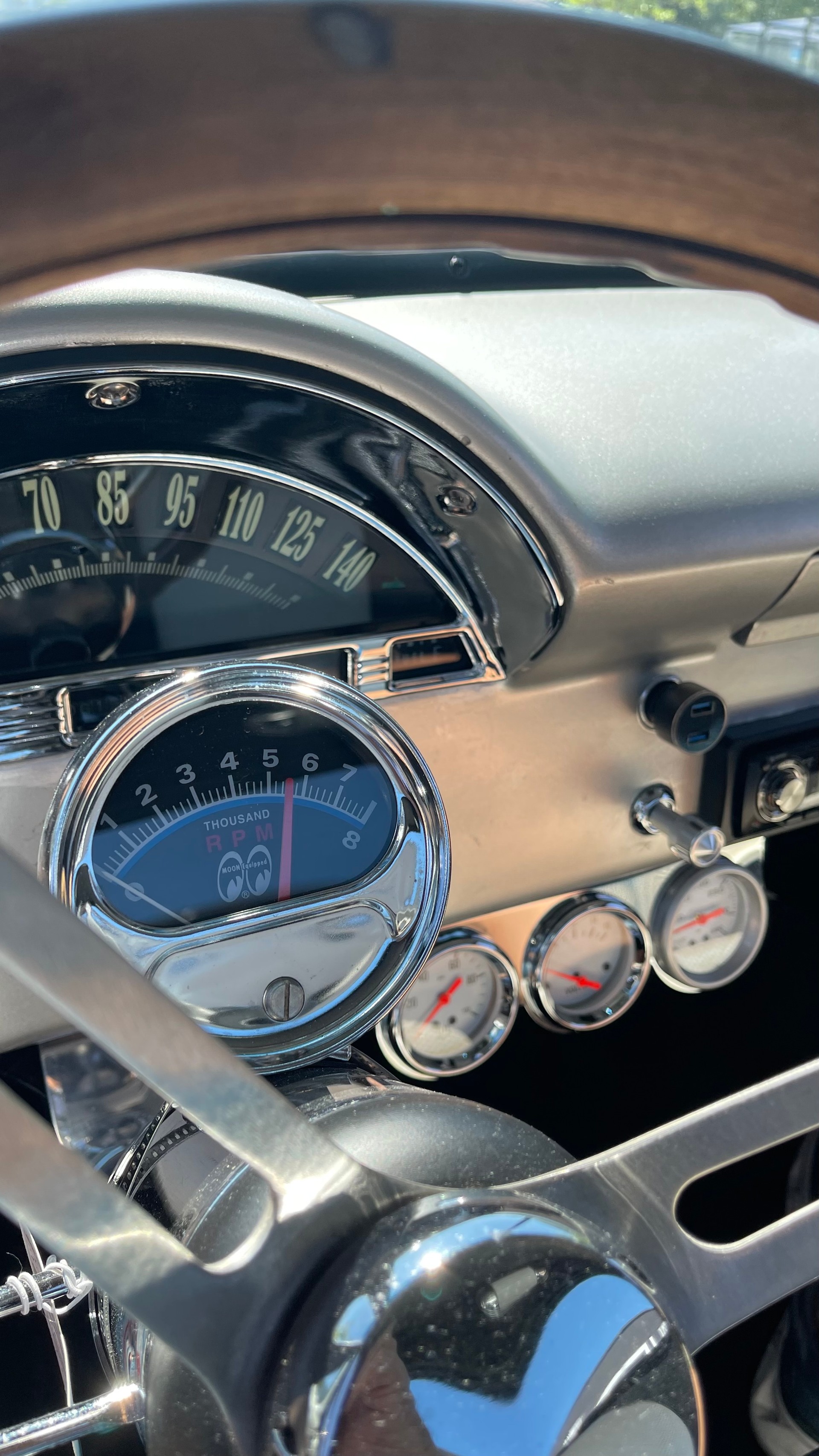 FORD 56 F100 Pickup-image-0