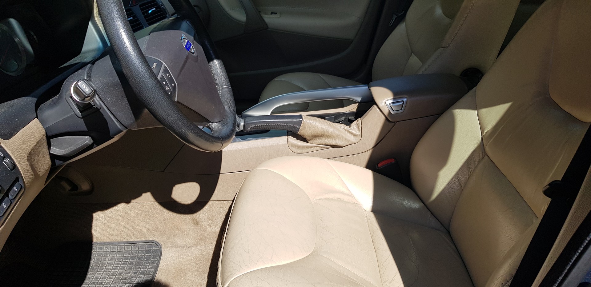 VOLVO XC70 2.5T AWD CROSS COUNTRY-image-8