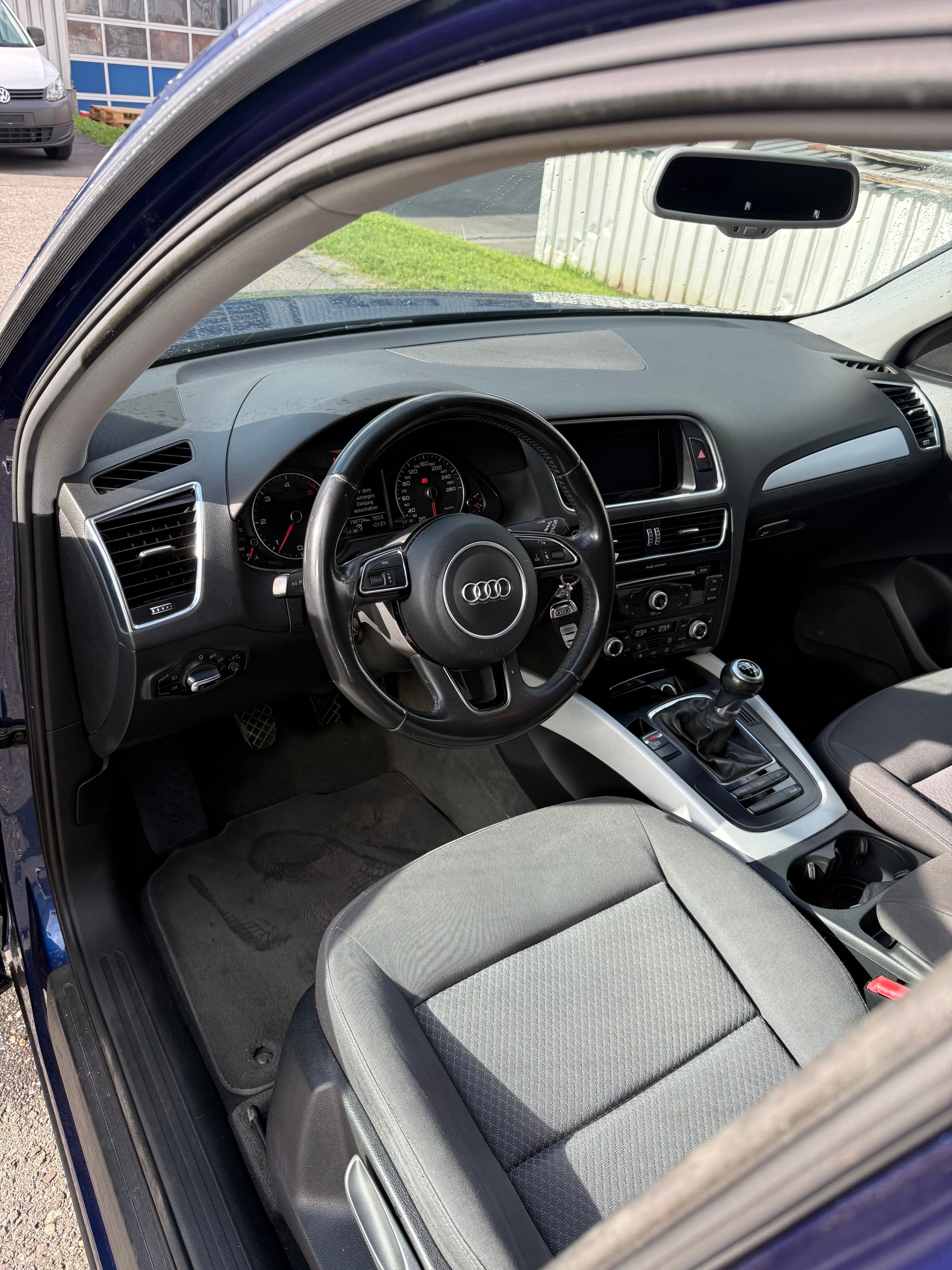AUDI Q5 2.0 TDI-image-6