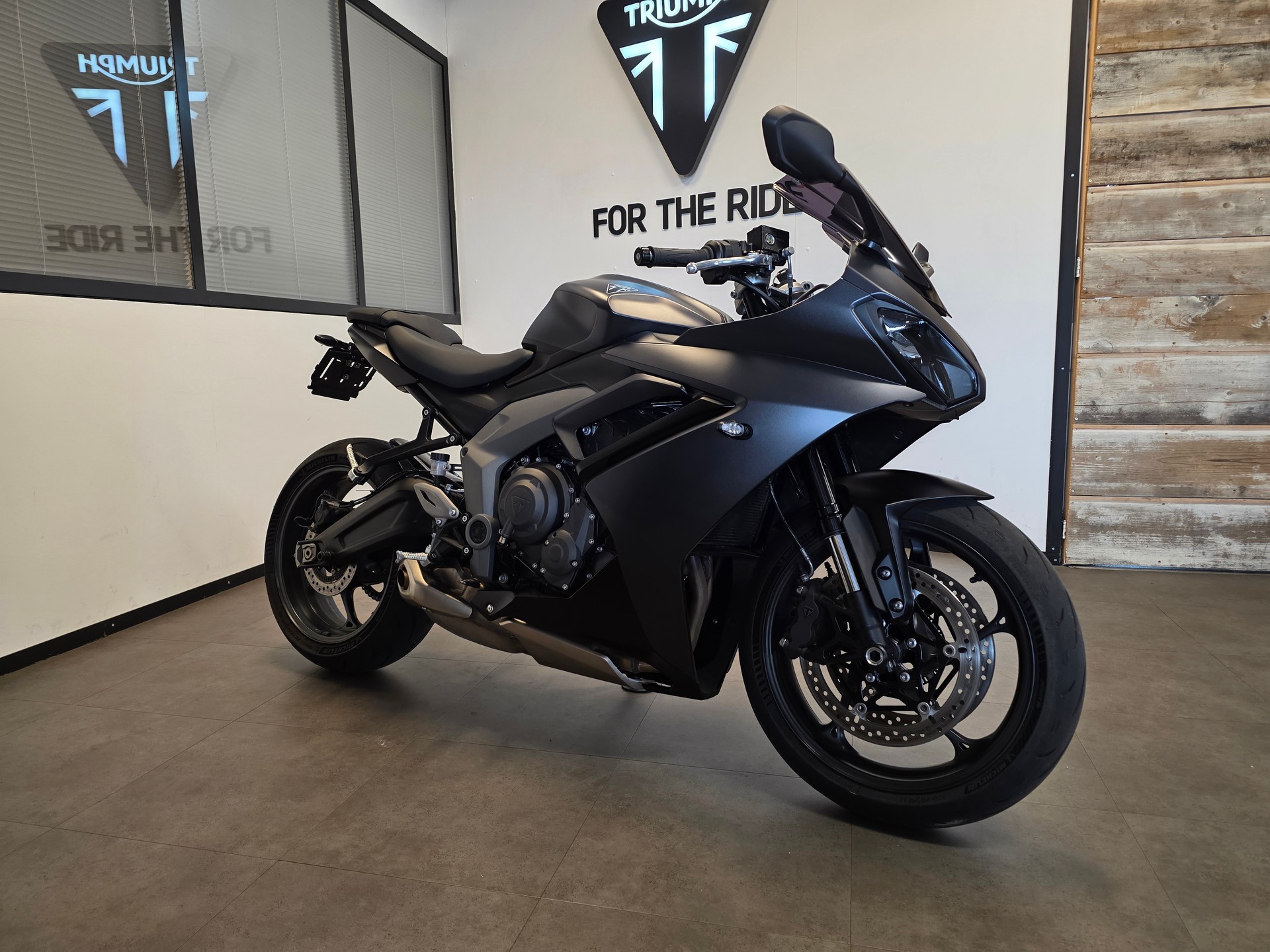 TRIUMPH Triumph Daytona 660 35KW-image-3