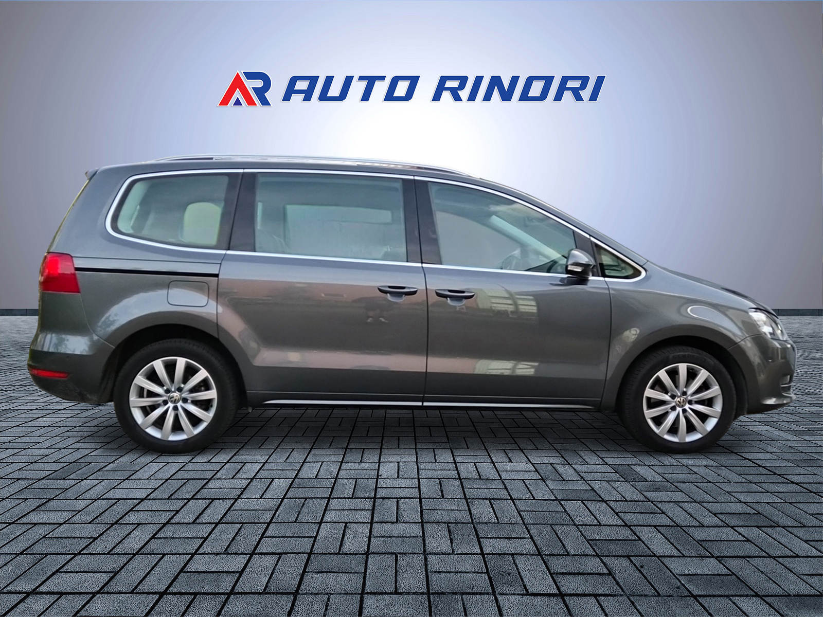 VW Sharan 2.0 TDI BMT Highline 4Motion-image-3