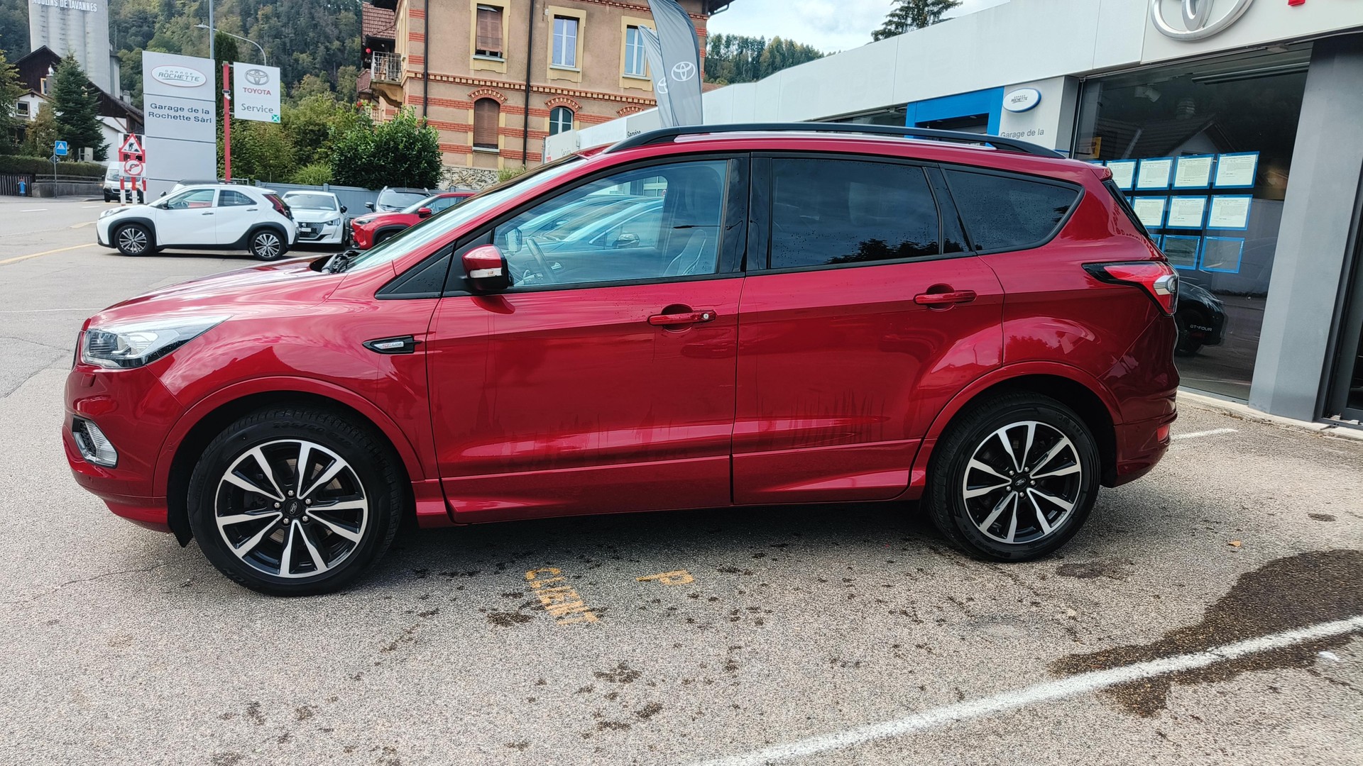 FORD Kuga 2.0 TDCi ST Line High 4WD PowerShift-image-1