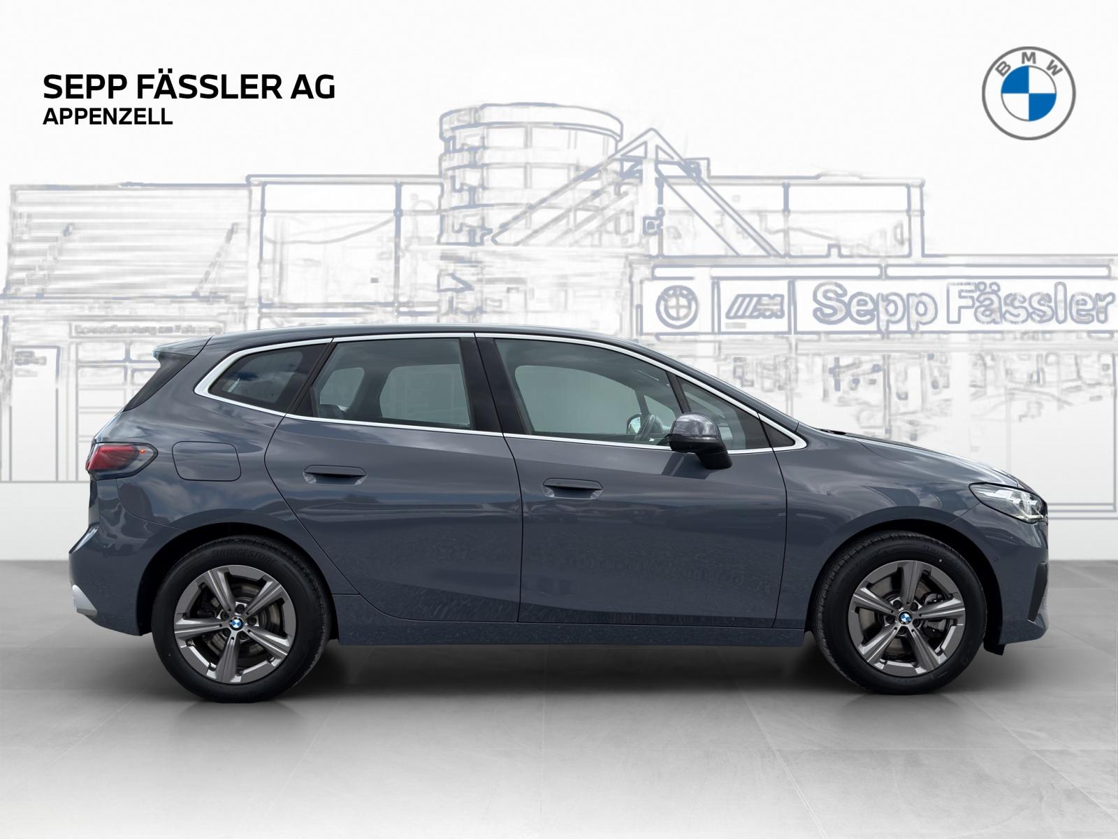 BMW 223i xDrive-image-5