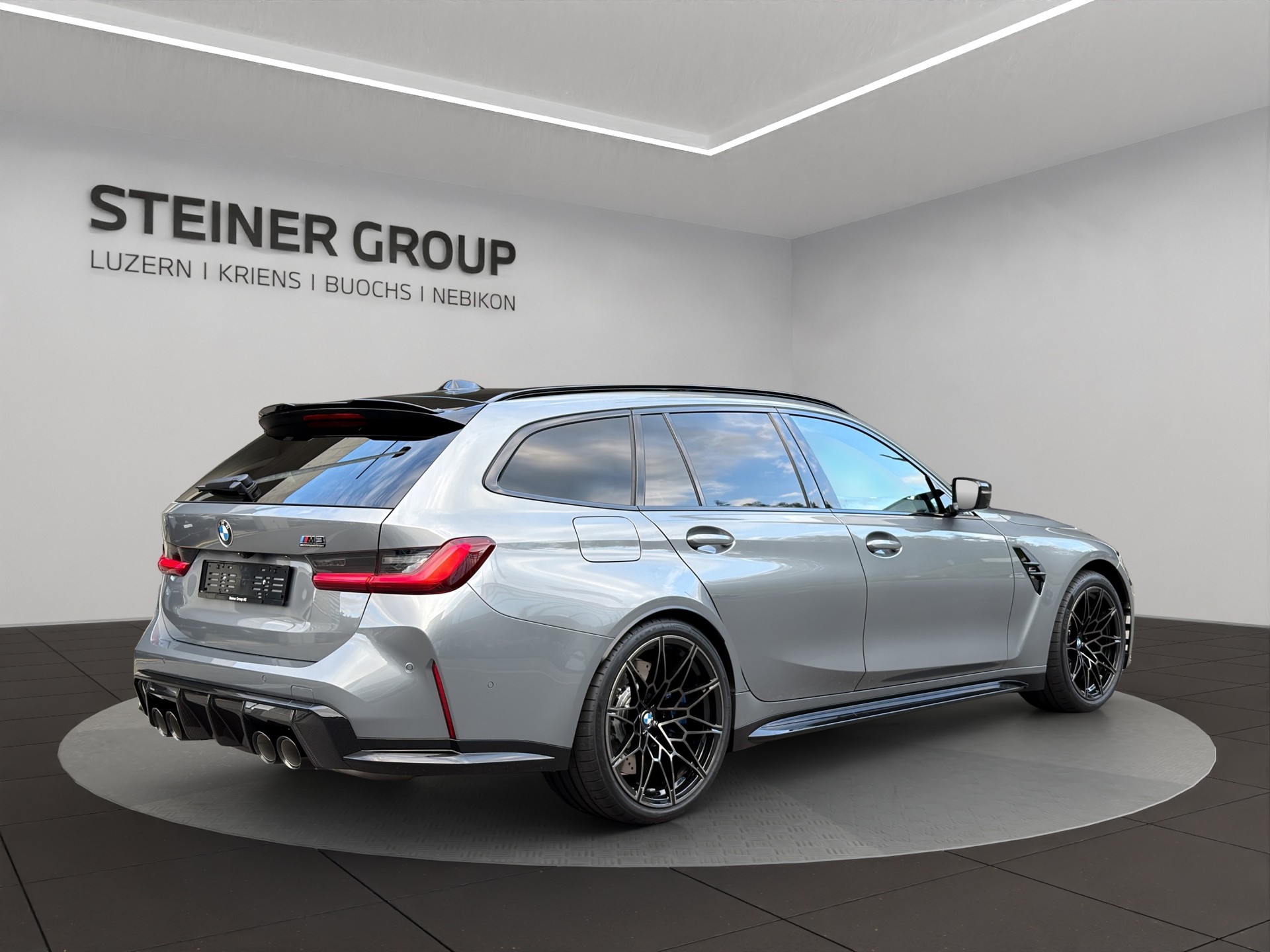 BMW M3 Touring xDrive Competition M-image-4