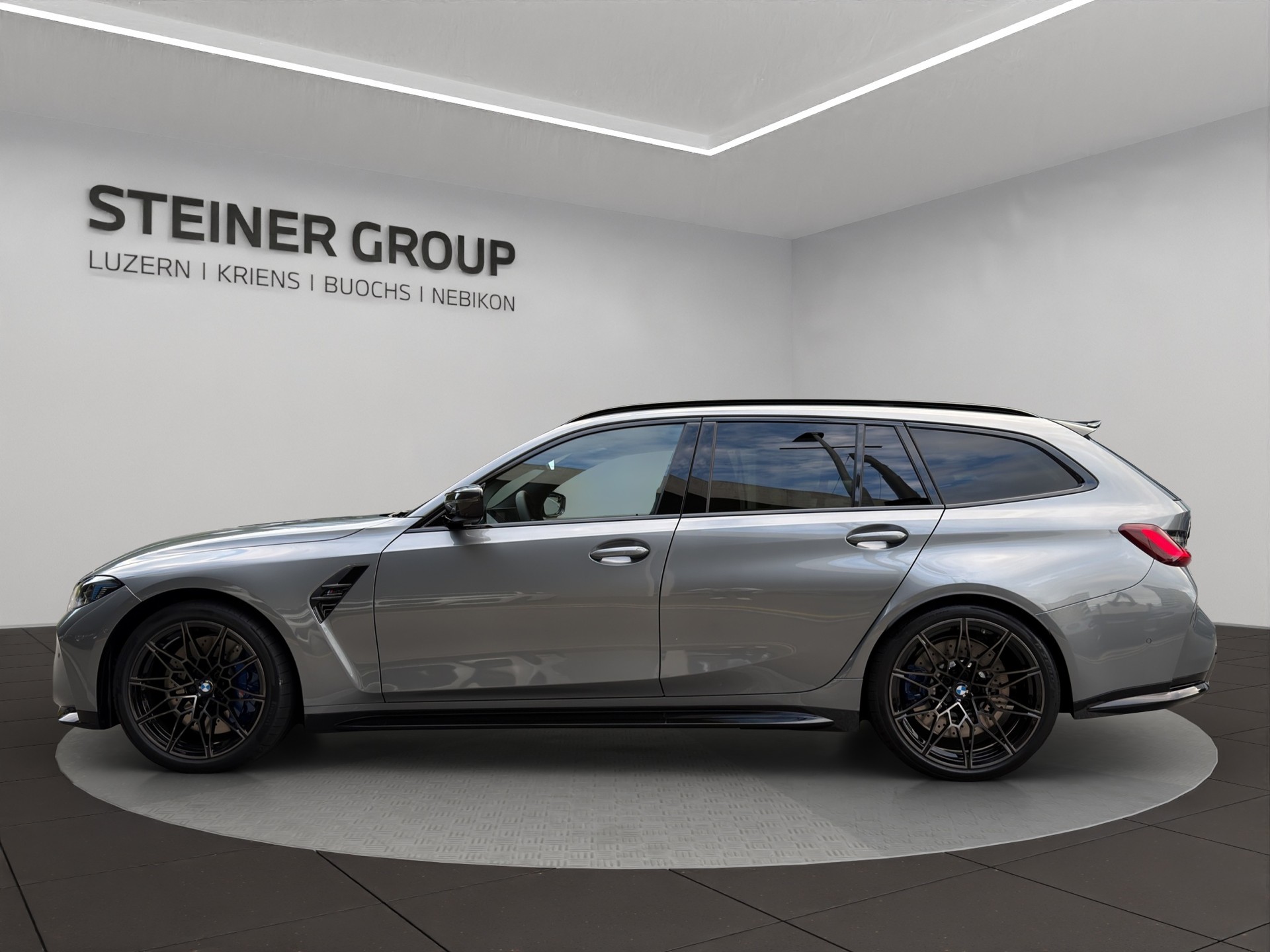 BMW M3 Touring xDrive Competition M-image-7