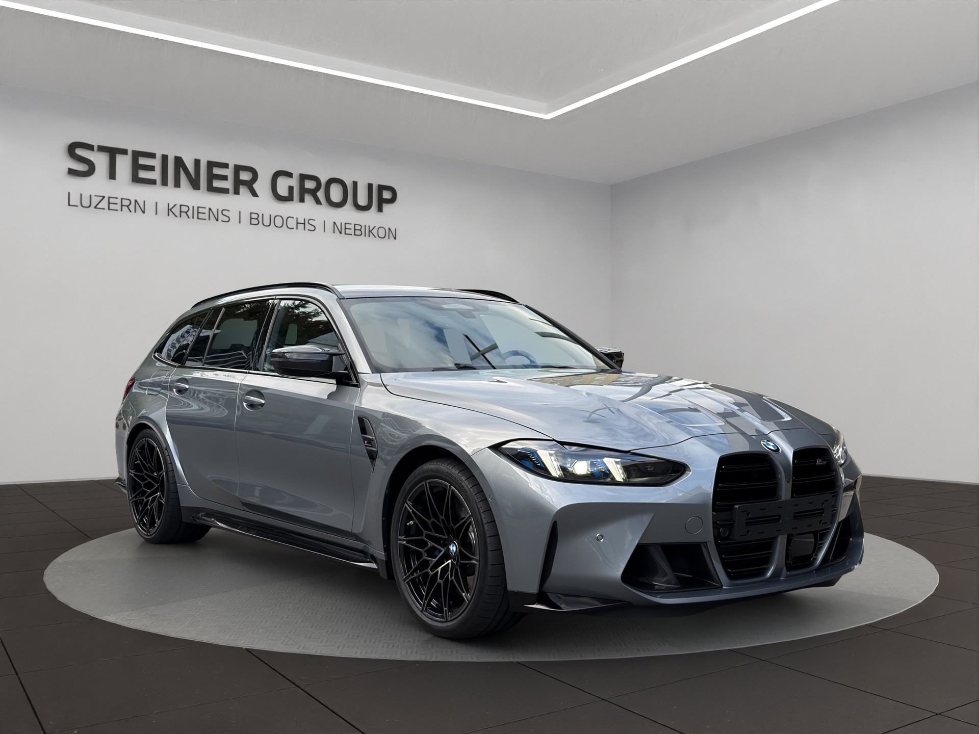 BMW M3 Touring xDrive Competition M-image-2
