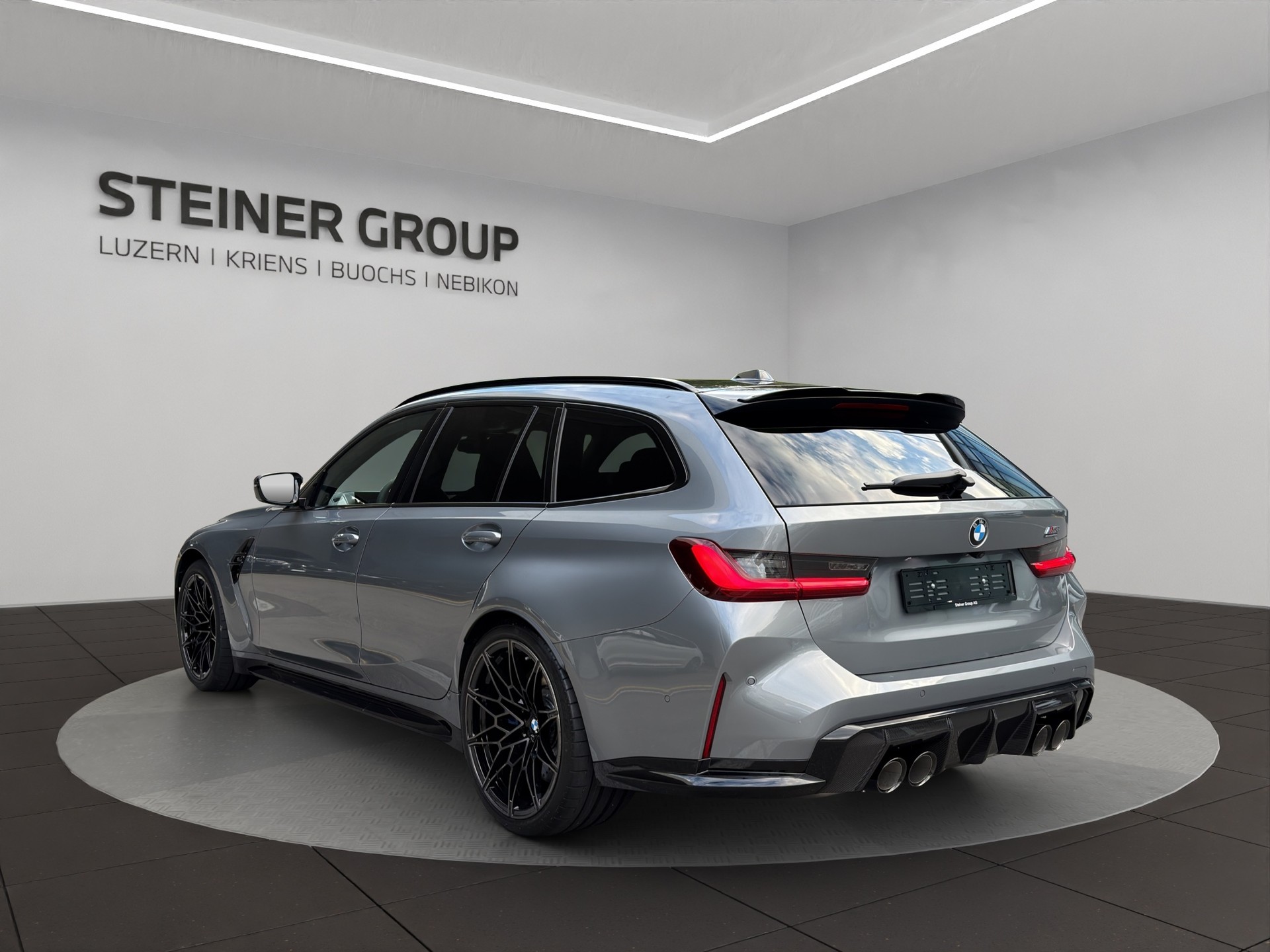 BMW M3 Touring xDrive Competition M-image-6