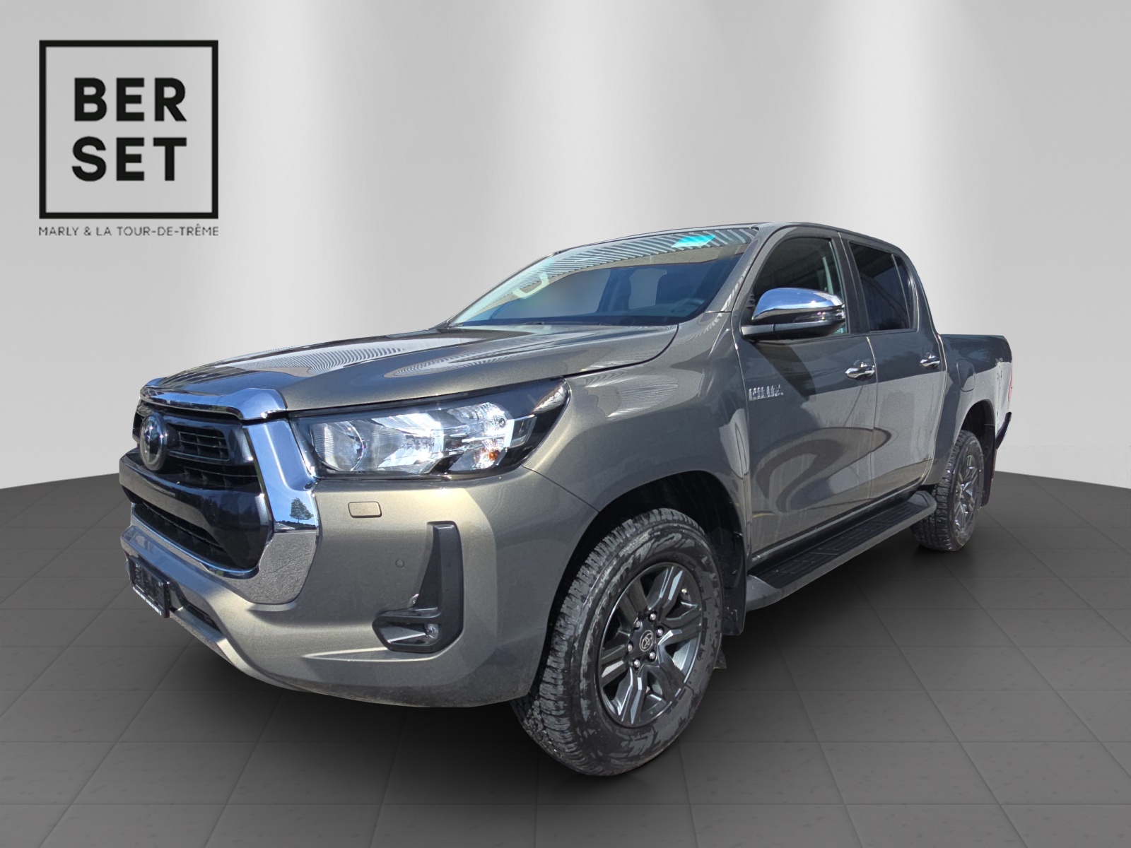 TOYOTA Hilux Double Cab.-Pick-up 2.8 D-4D MHEV 204 Style-image-0