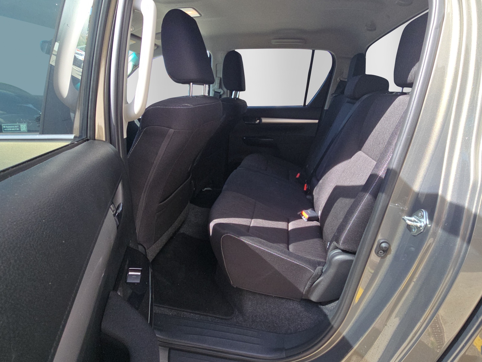 TOYOTA Hilux Double Cab.-Pick-up 2.8 D-4D MHEV 204 Style-image-11