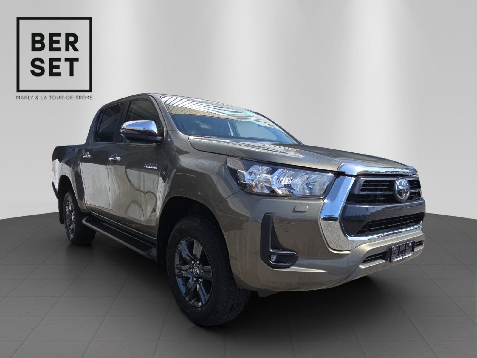 TOYOTA Hilux Double Cab.-Pick-up 2.8 D-4D MHEV 204 Style-image-6
