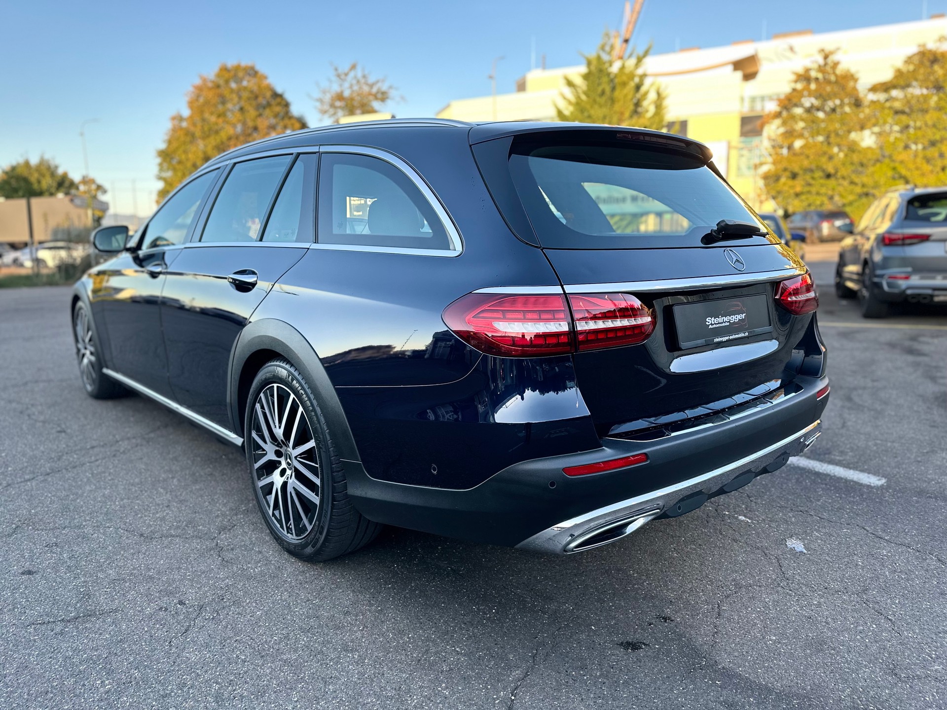MERCEDES-BENZ E 450 All-Terrain 4Matic Avantgarde 9G-Tronic-image-7