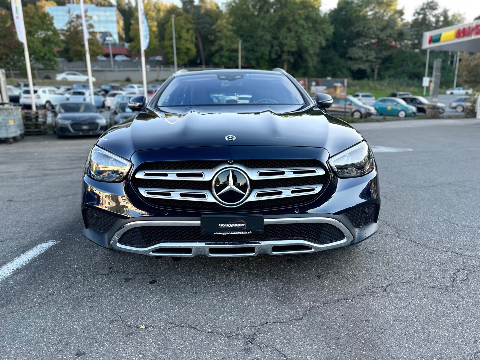 MERCEDES-BENZ E 450 All-Terrain 4Matic Avantgarde 9G-Tronic-image-3