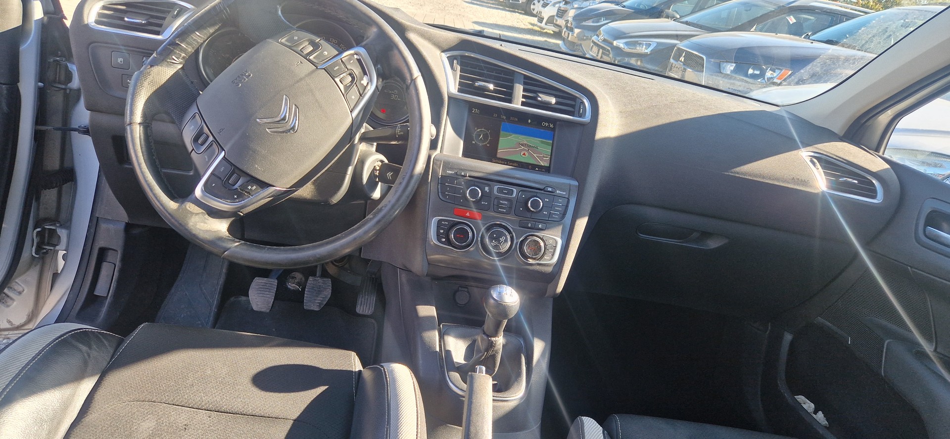 CITROEN C4 Berline 1.6 VTi Séduction-image-7