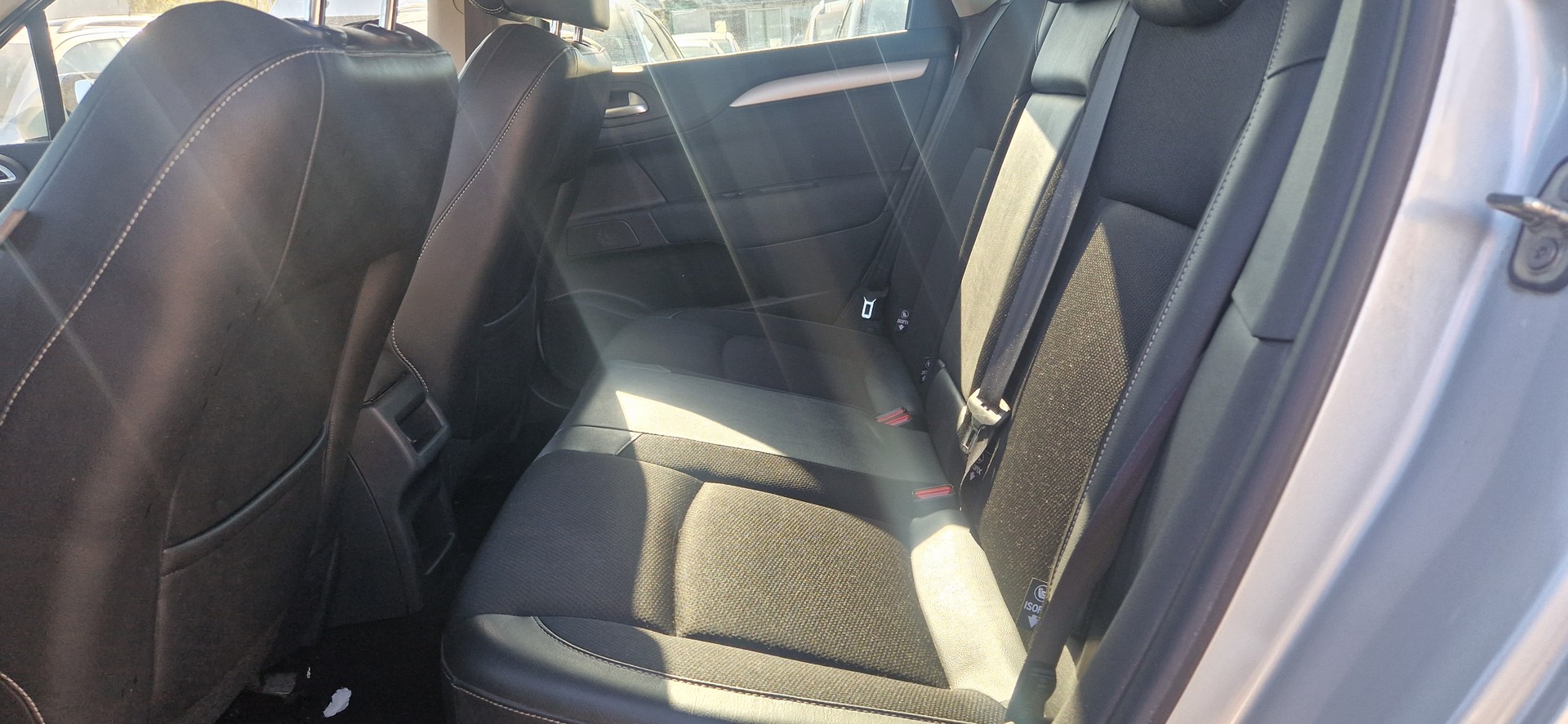 CITROEN C4 Berline 1.6 VTi Séduction-image-6