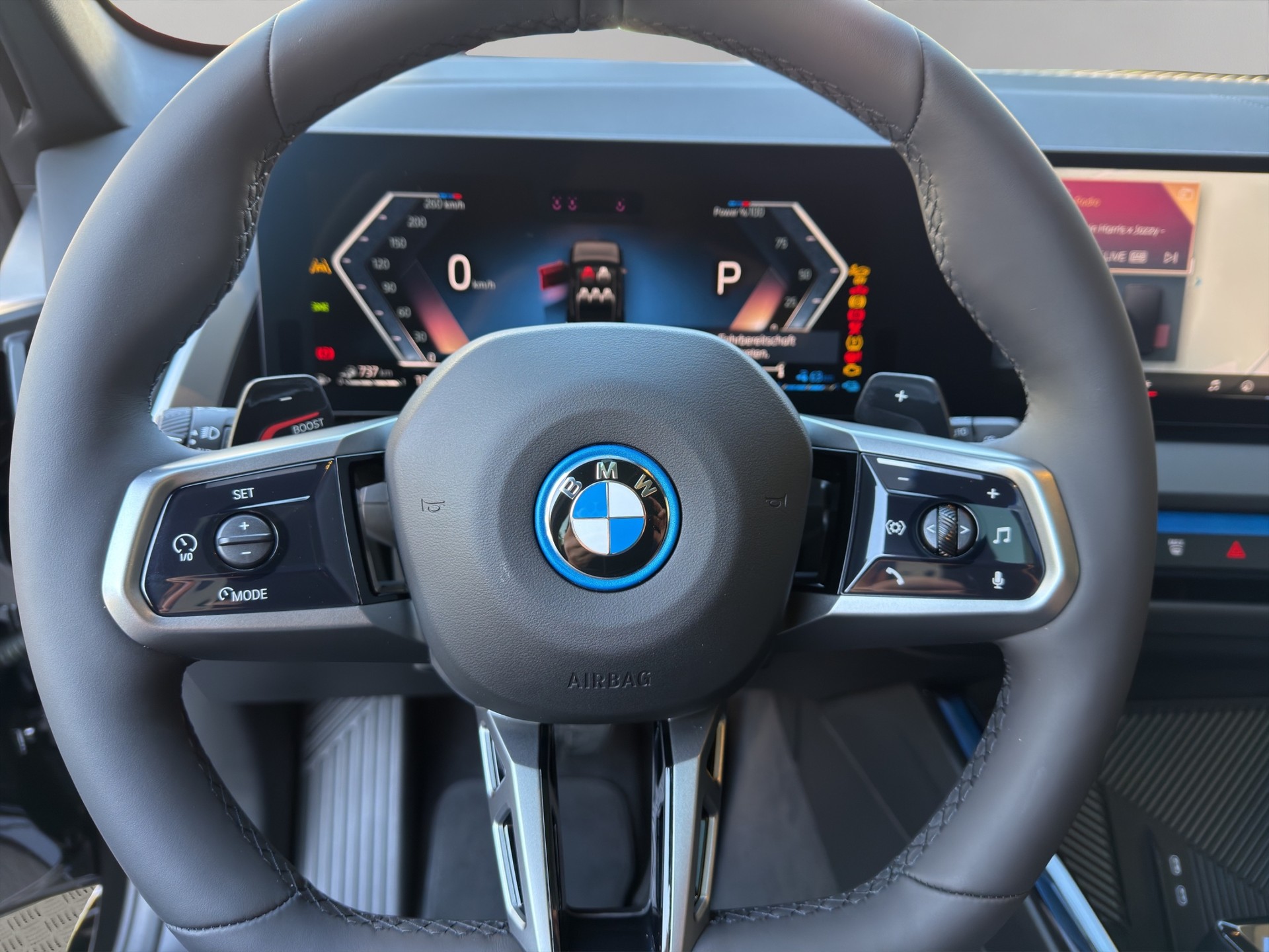 BMW X3 xDrive 30e M Sport Pro-image-12