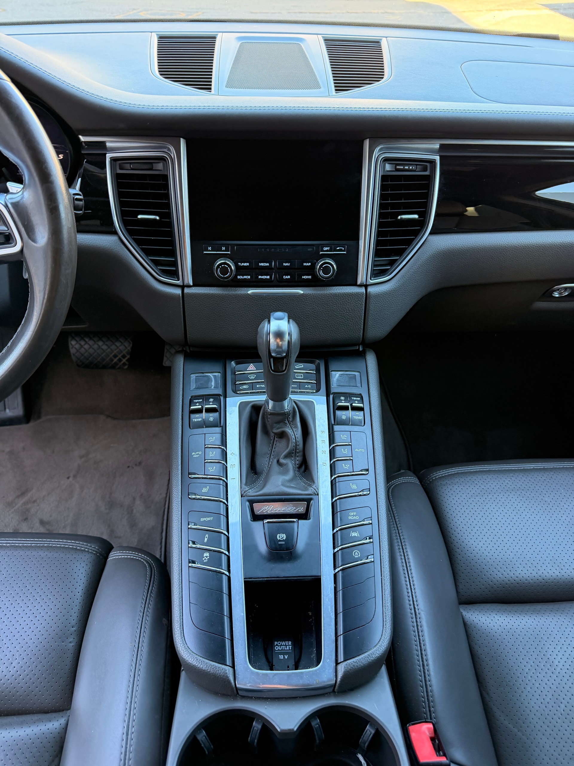 PORSCHE Macan S PDK-image-10