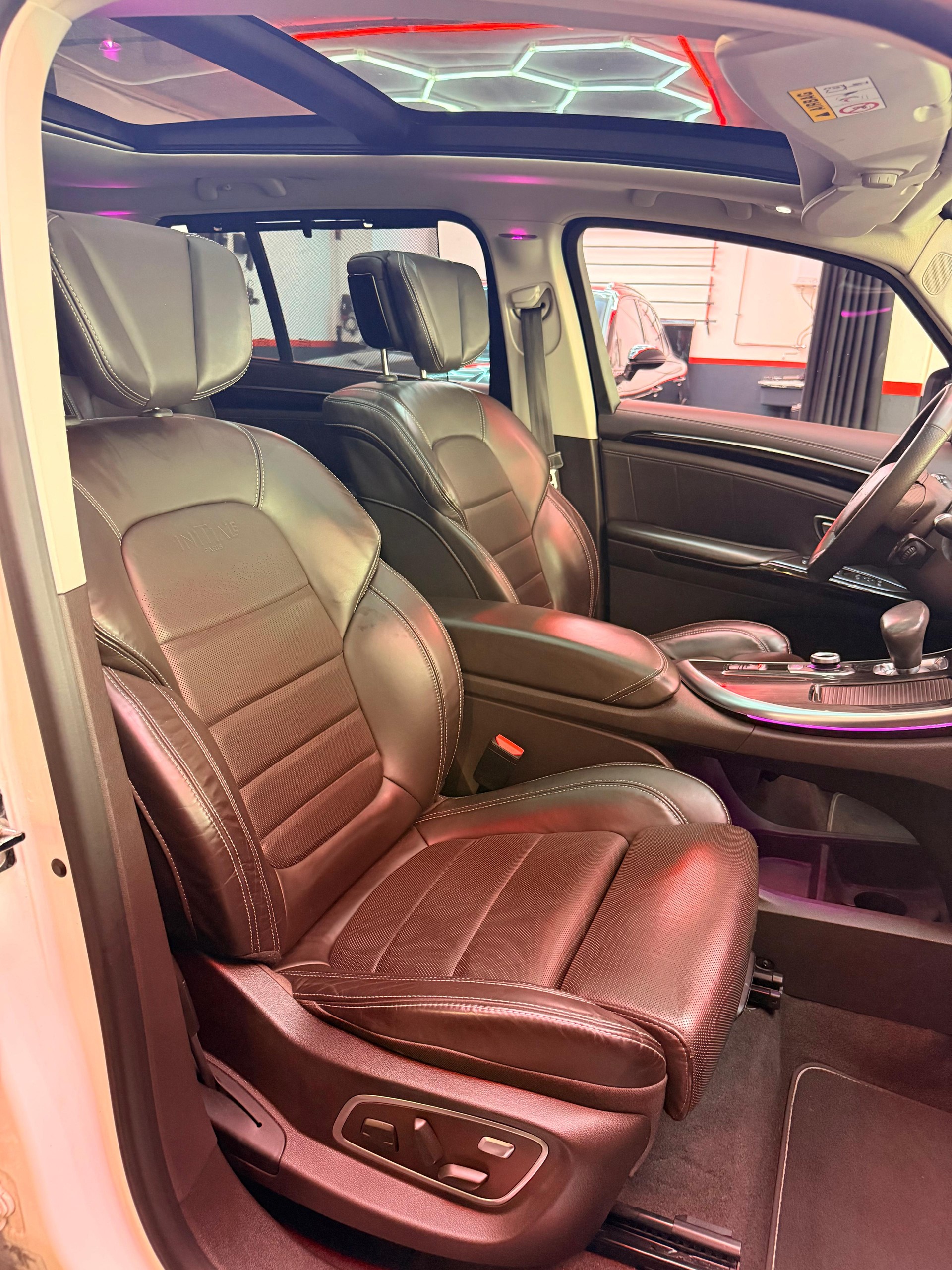RENAULT Espace 1.8 TCe Intiale Paris-image-10