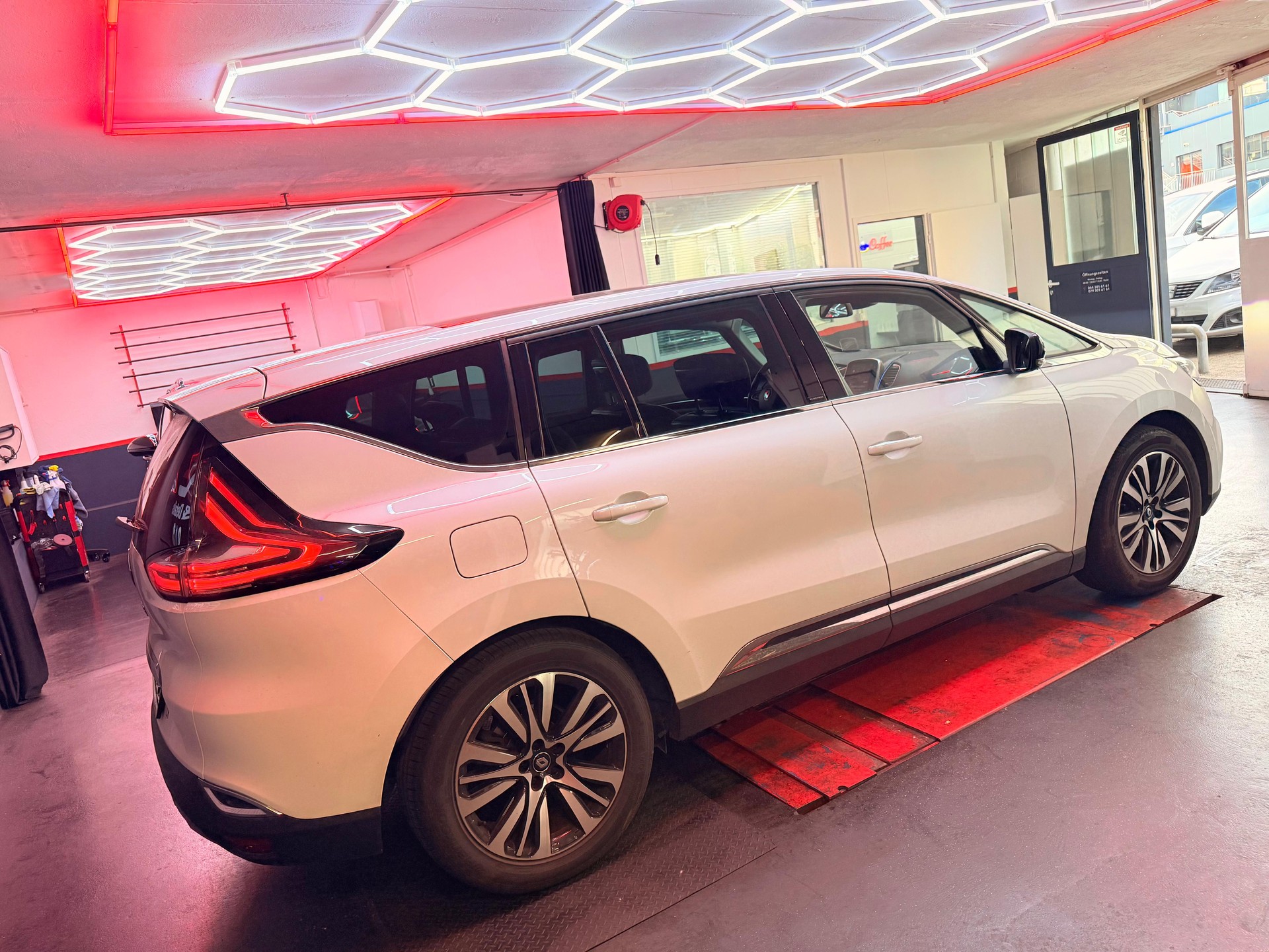 RENAULT Espace 1.8 TCe Intiale Paris-image-3