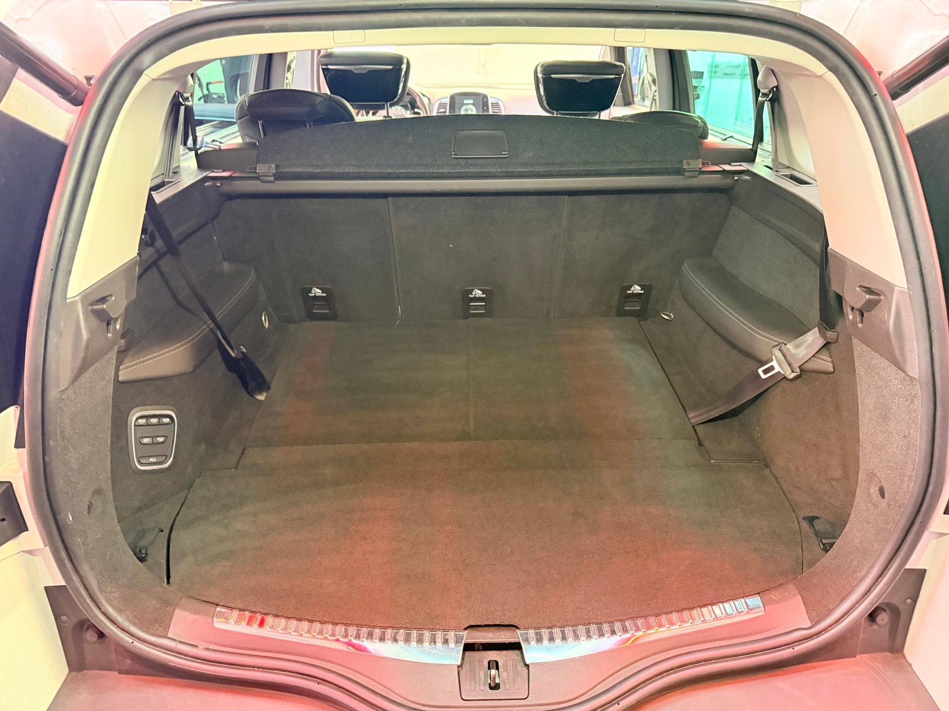 RENAULT Espace 1.8 TCe Intiale Paris-image-15