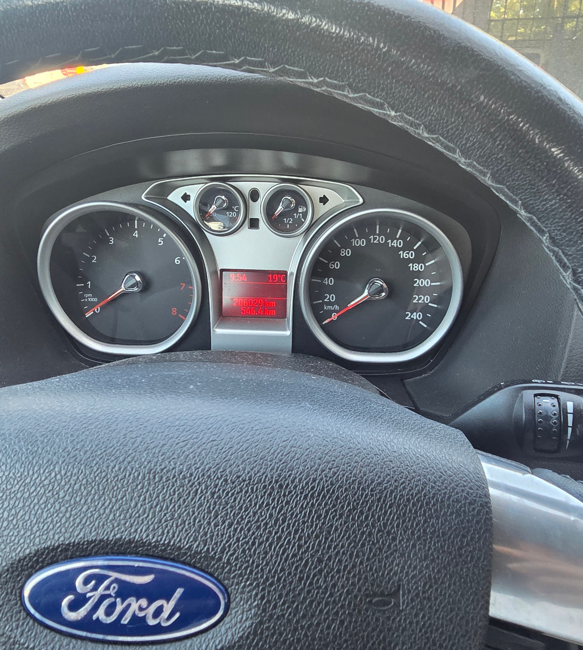 FORD Focus 1.8i Carving-image-3