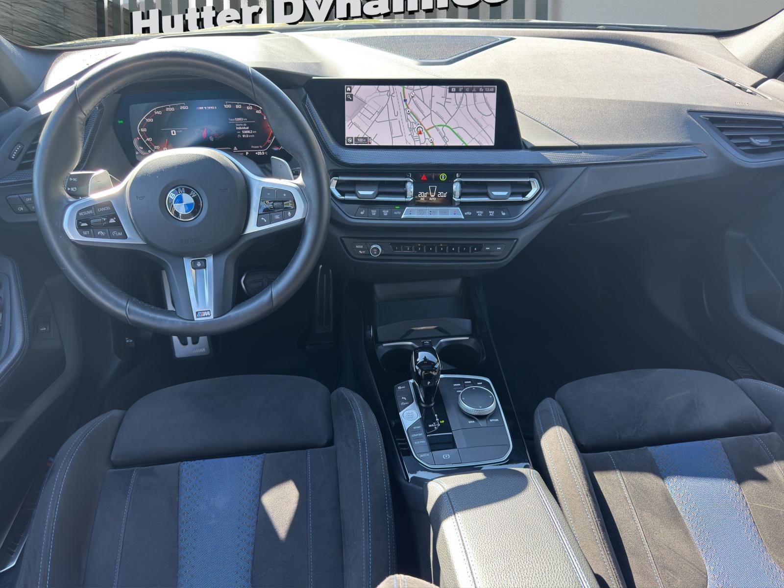 BMW 1er Reihe M135i xDrive M PERFORMANCE PAKET-image-9