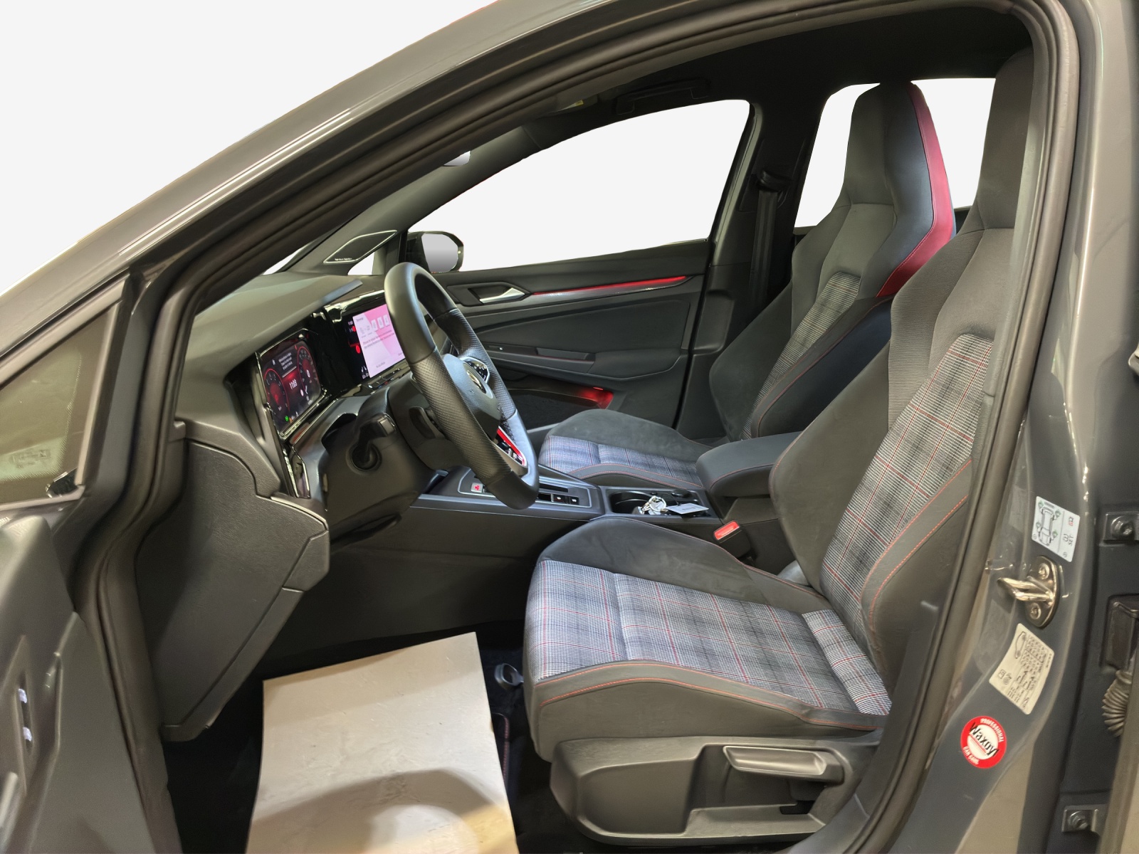 VW Golf 2.0 TSI GTI DSG-image-7