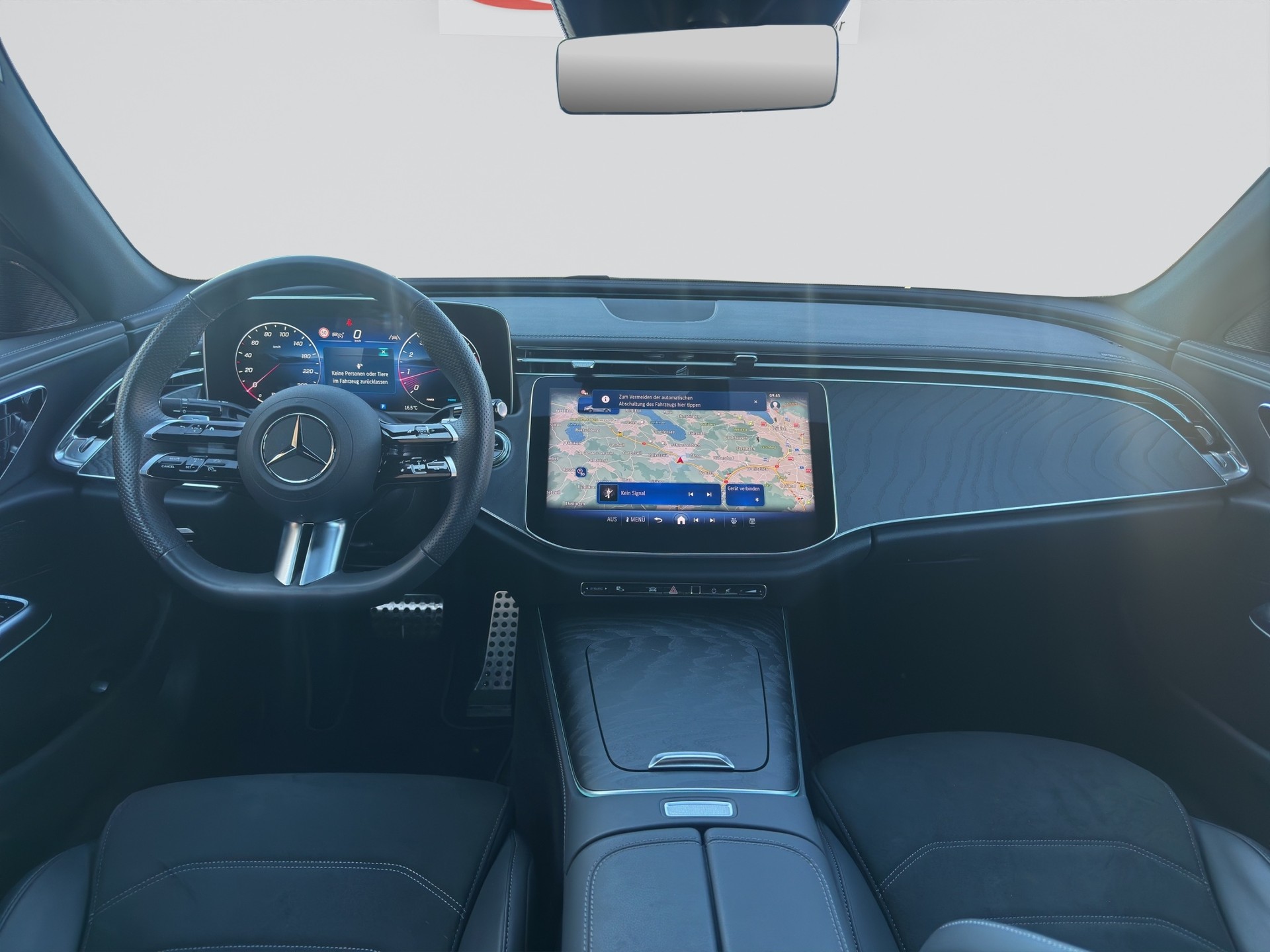 MERCEDES-BENZ E 200 AMG Line 9G-Tronic Night-image-14