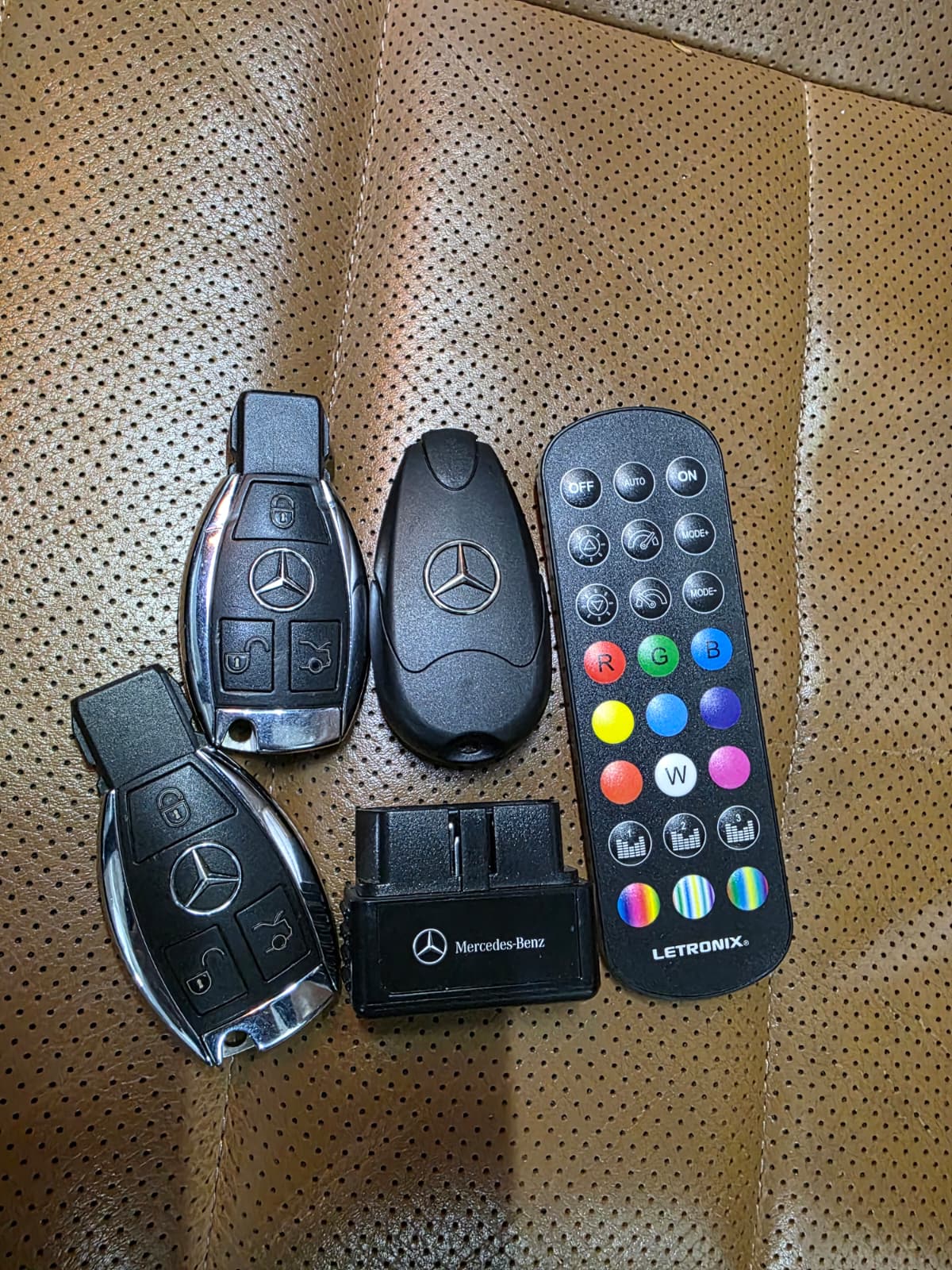 MERCEDES-BENZ E 350 BlueTEC 7G-Tronic-image-8