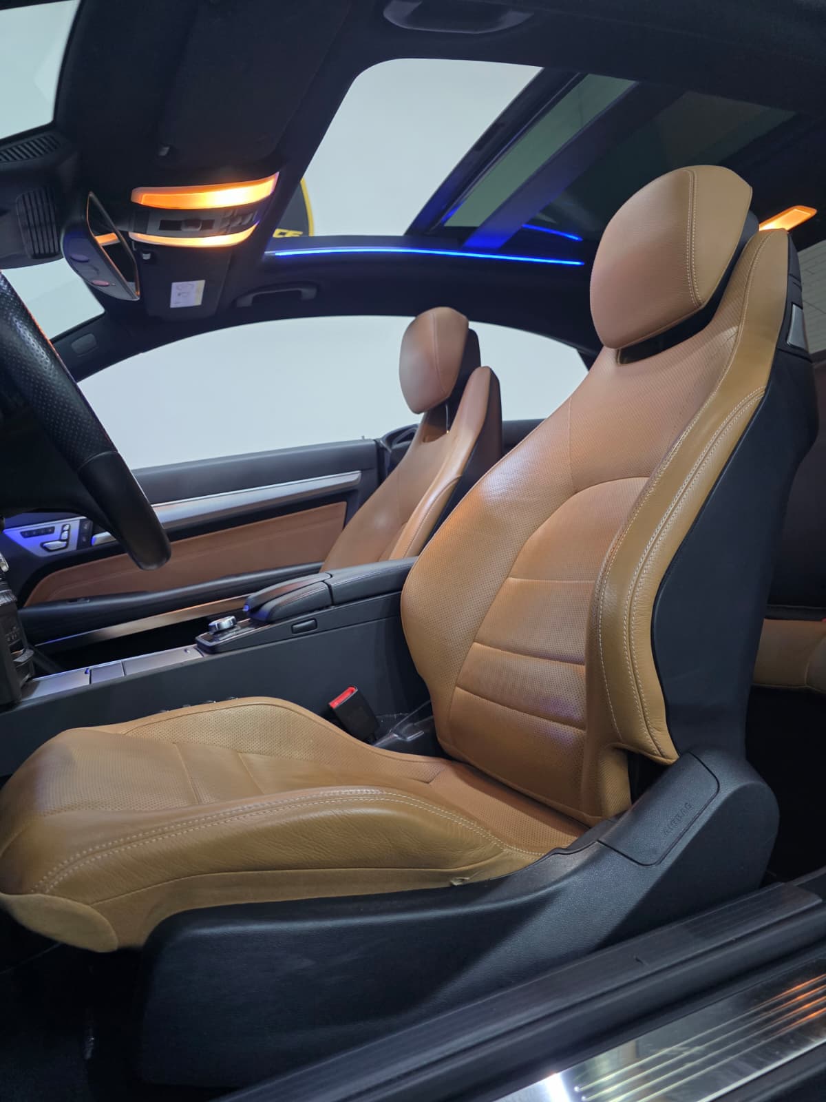 MERCEDES-BENZ E 350 BlueTEC 7G-Tronic-image-4