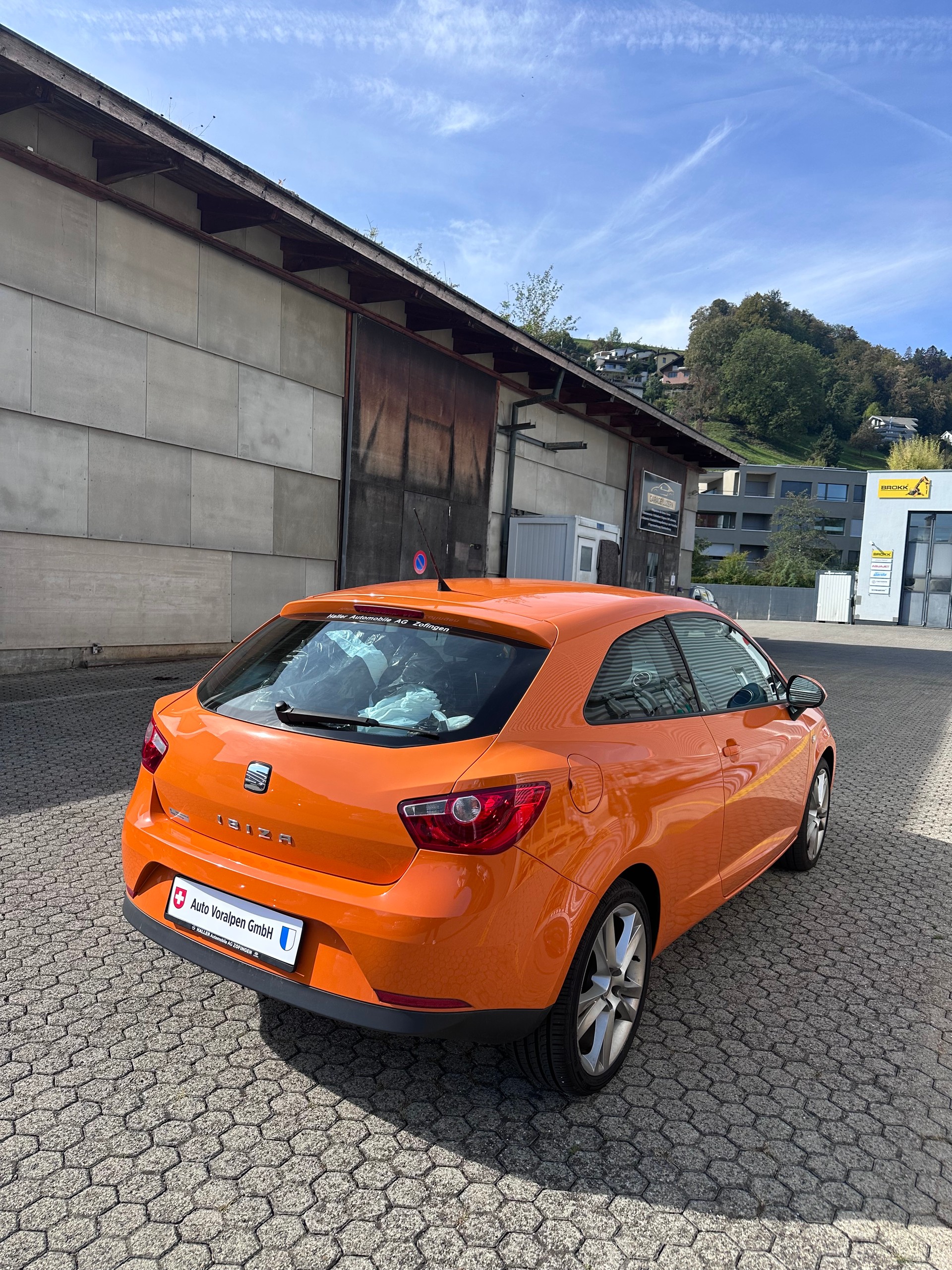 SEAT Ibiza SC 1.4 Sport-image-5