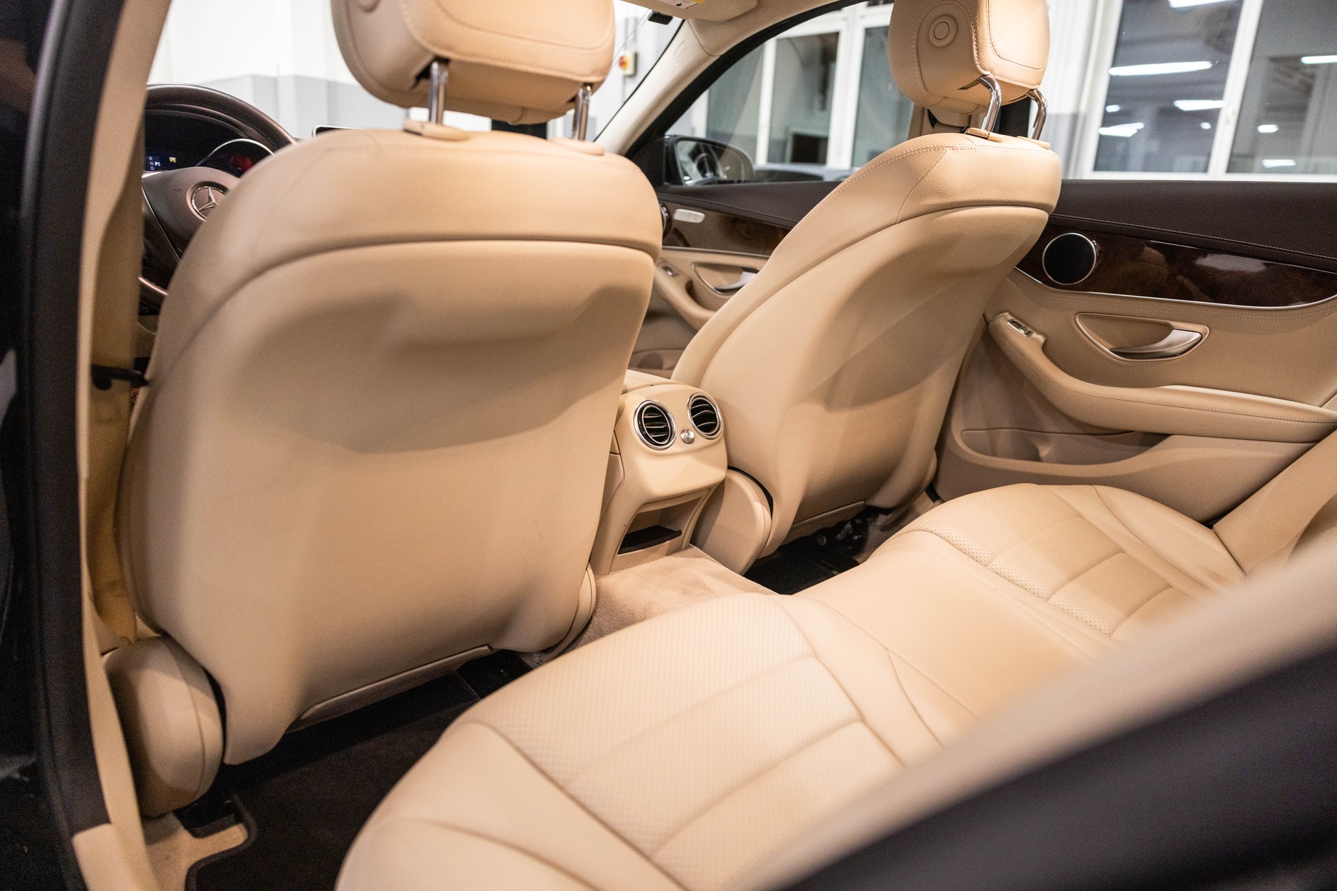 MERCEDES-BENZ C 180 Exclusive-image-20