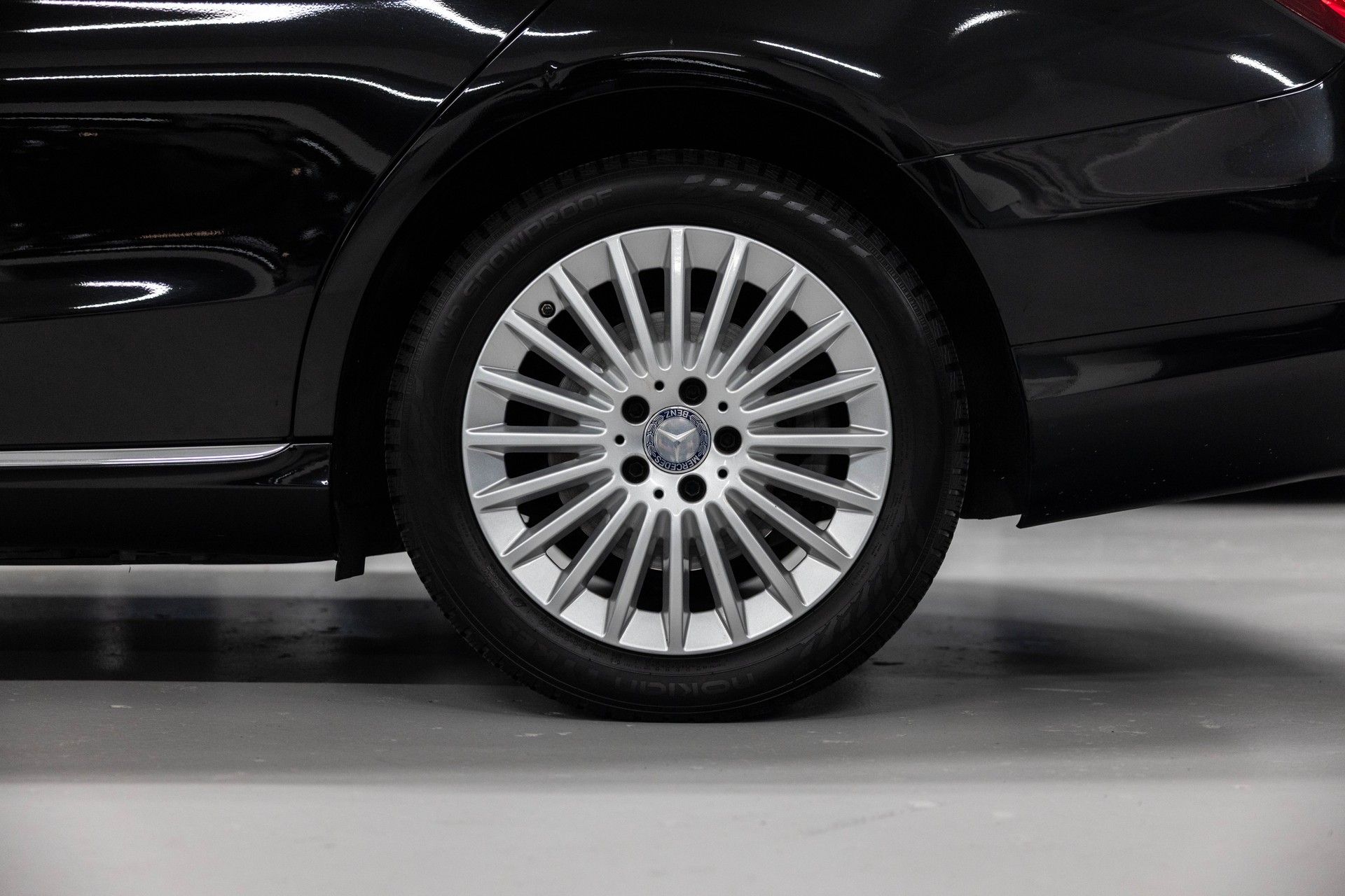 MERCEDES-BENZ C 180 Exclusive-image-8
