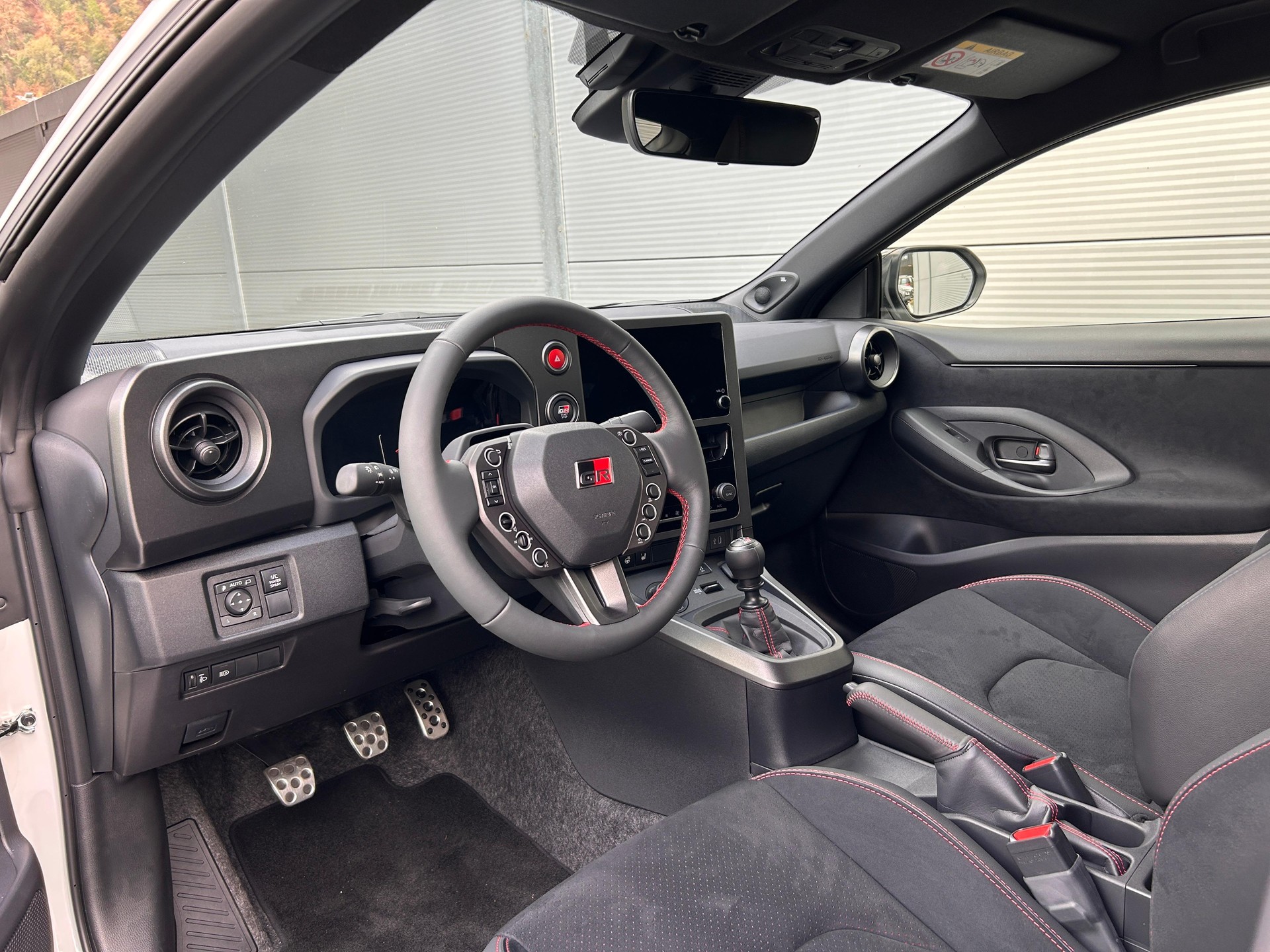 TOYOTA GR Yaris 1.6 Turbo Sport 4x4-image-7