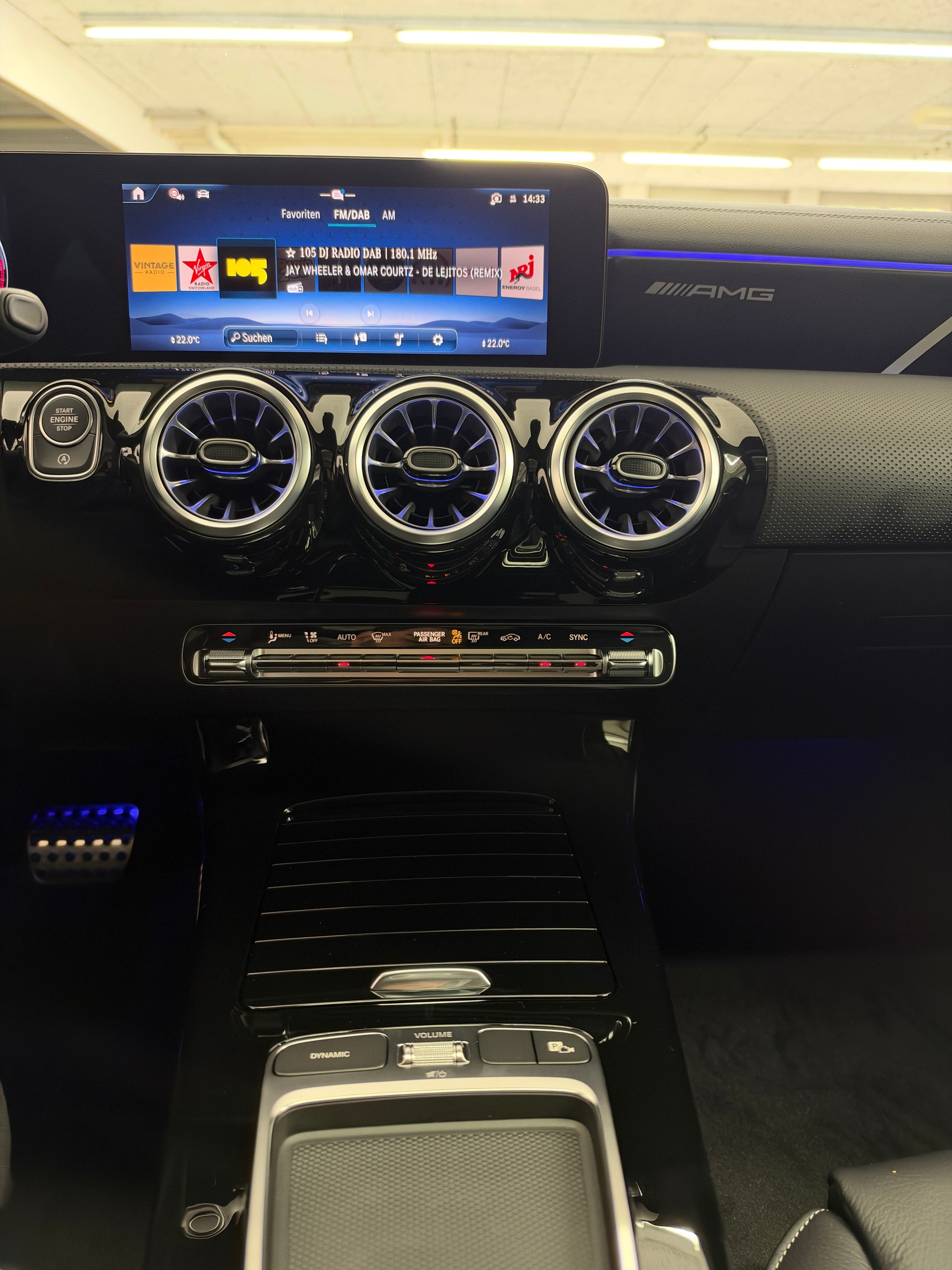 MERCEDES-BENZ A AMG 35 4Matic-image-9
