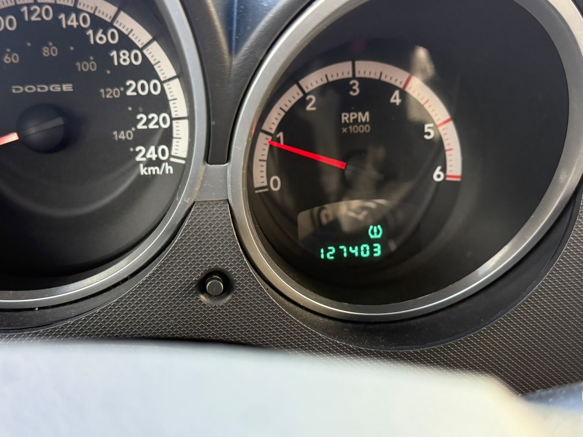 DODGE Nitro 2.8 CRD SXT-image-10
