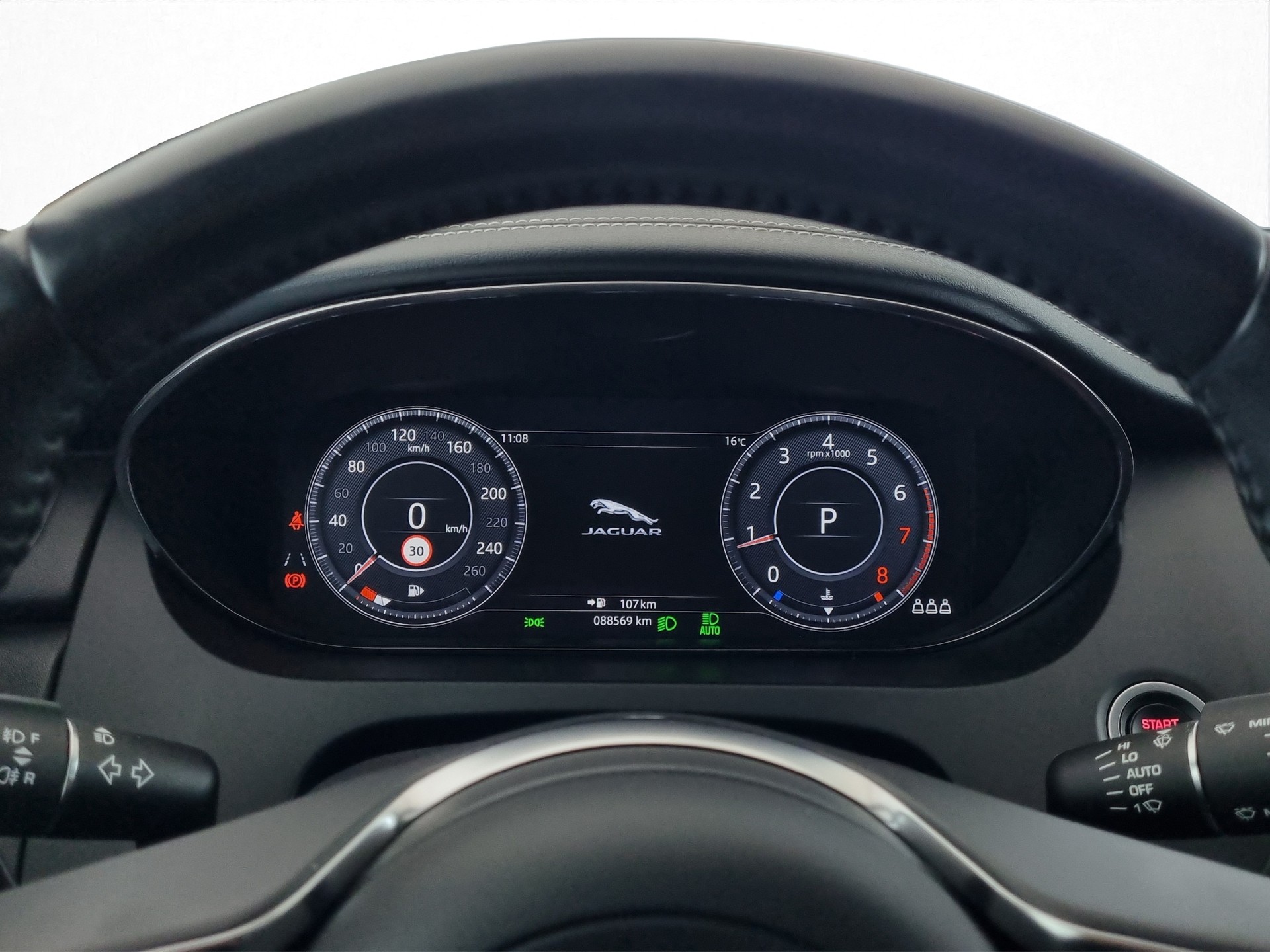 JAGUAR E-Pace 2.0 T 250 AWD-image-10