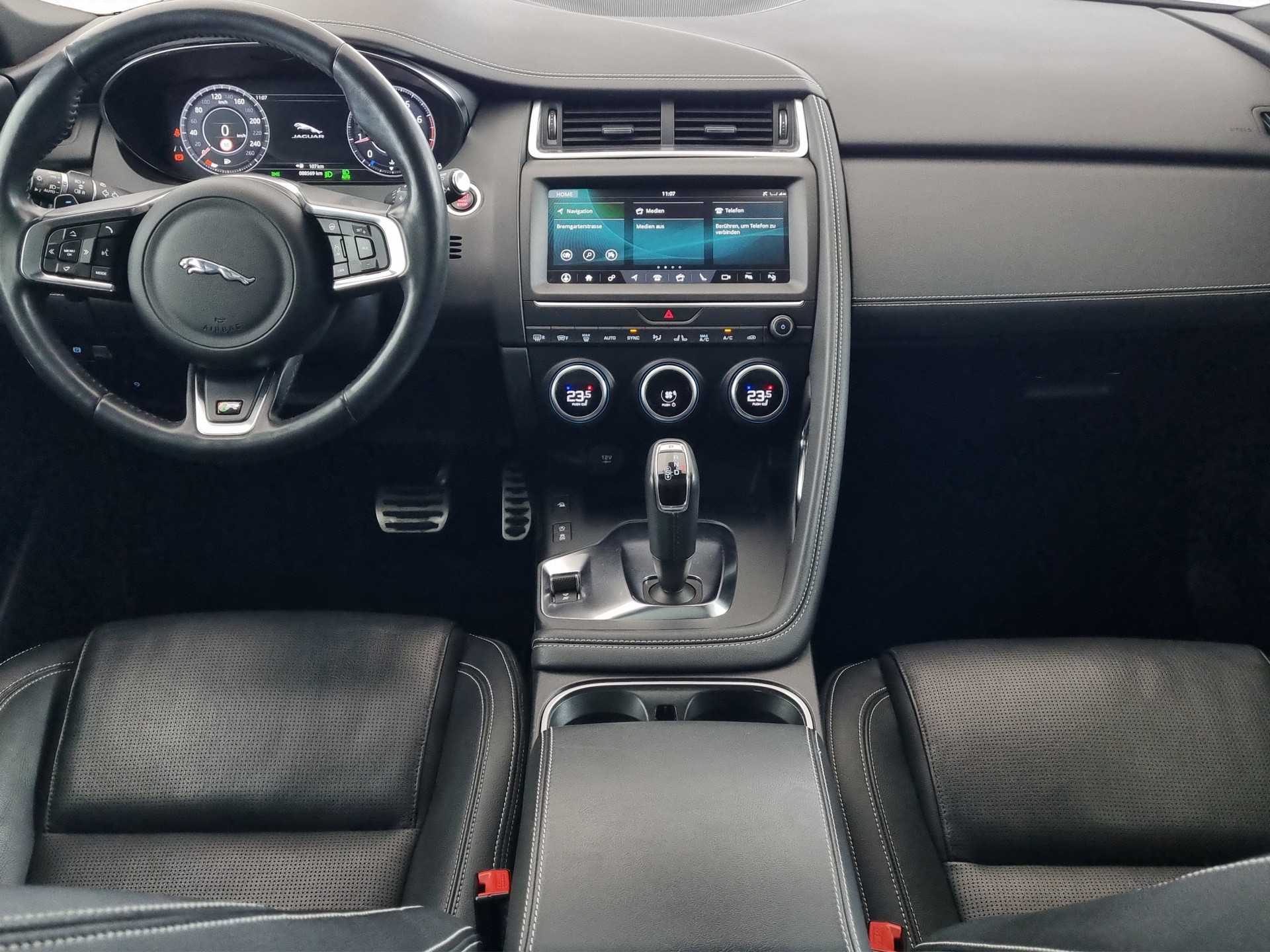 JAGUAR E-Pace 2.0 T 250 AWD-image-7