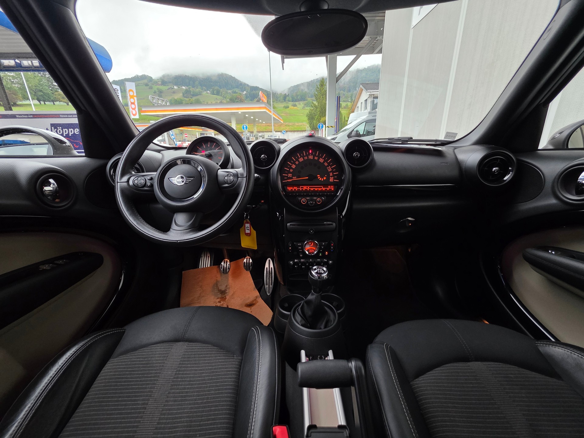 MINI Countryman Cooper S ALL4-image-7