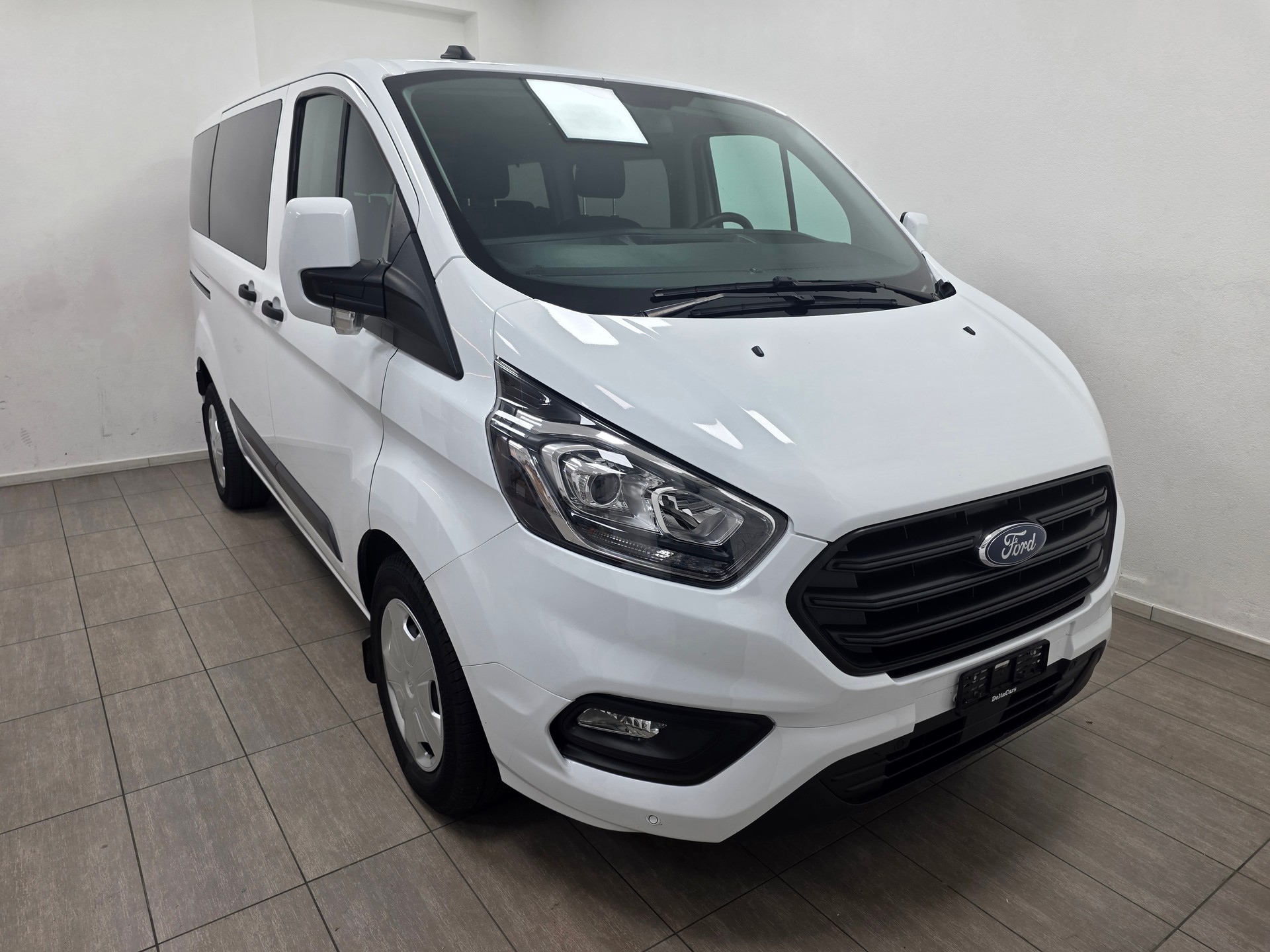 FORD Transit Custom 320 L1H1 Trend A-image-0