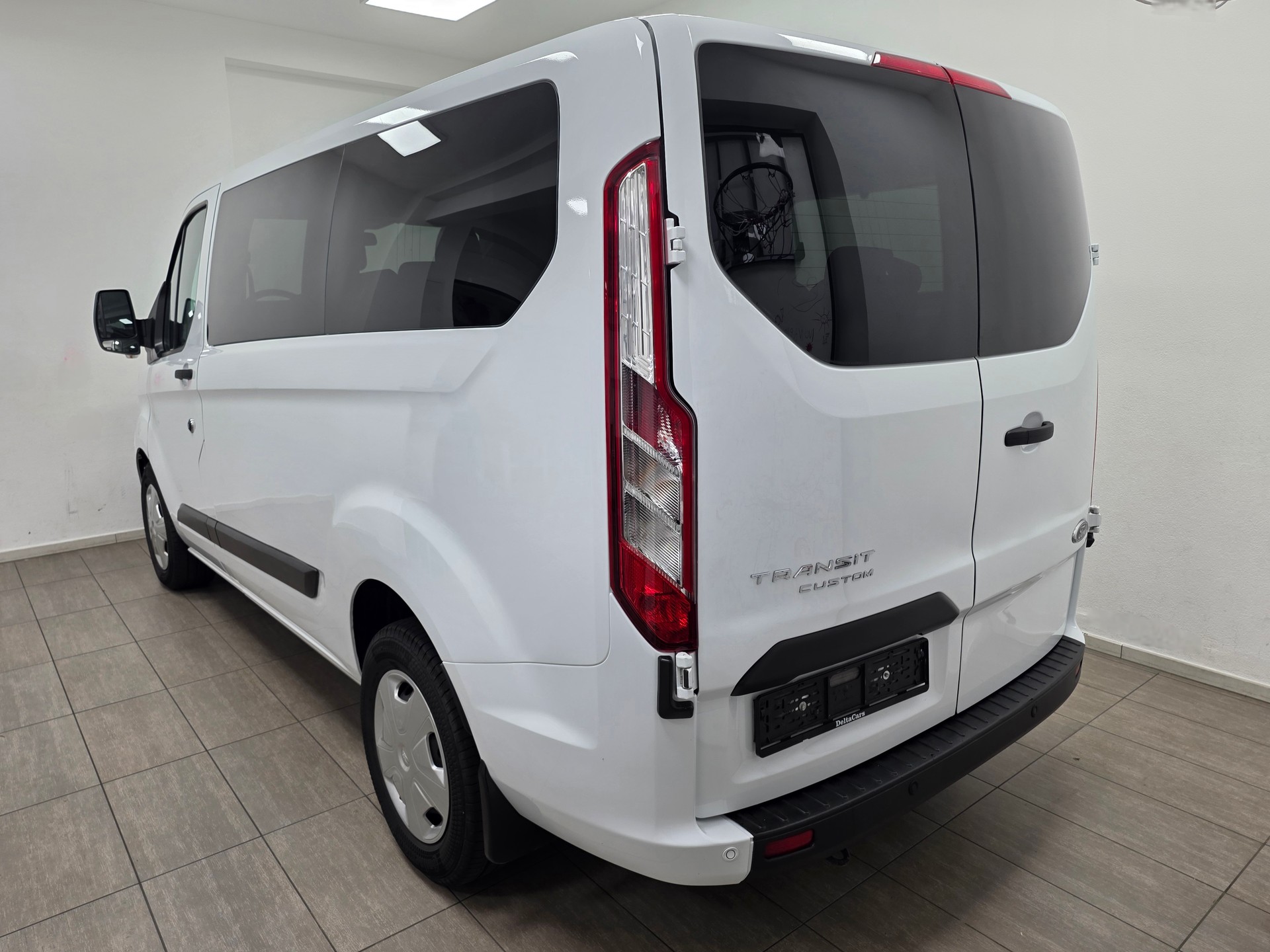 FORD Transit Custom 320 L1H1 Trend A-image-4