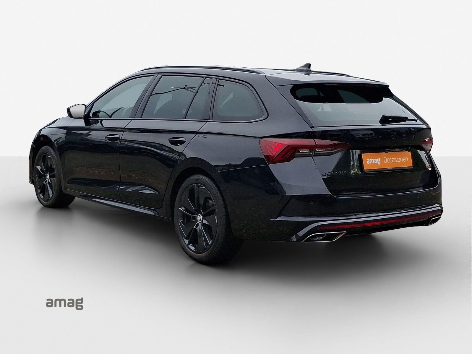 SKODA Octavia Combi 2.0 TDI DSG RS 4x4-showroom-element-2