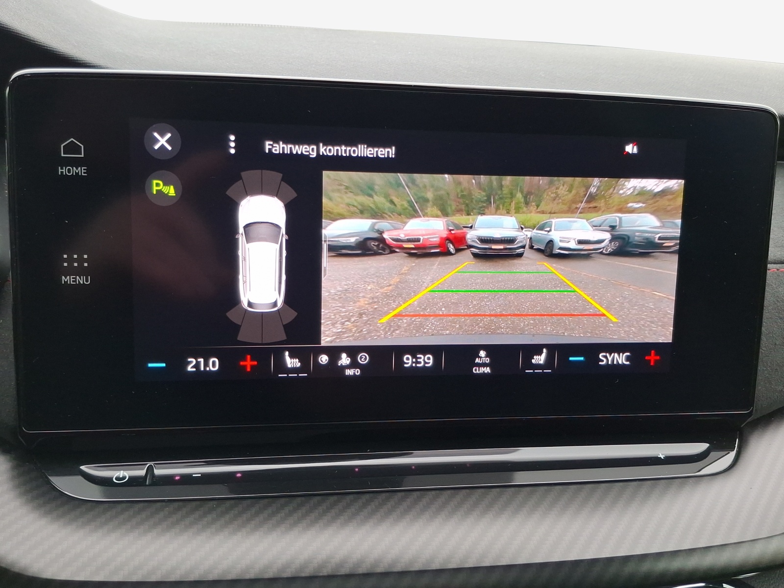 SKODA Octavia Combi 2.0 TDI DSG RS 4x4-image-15
