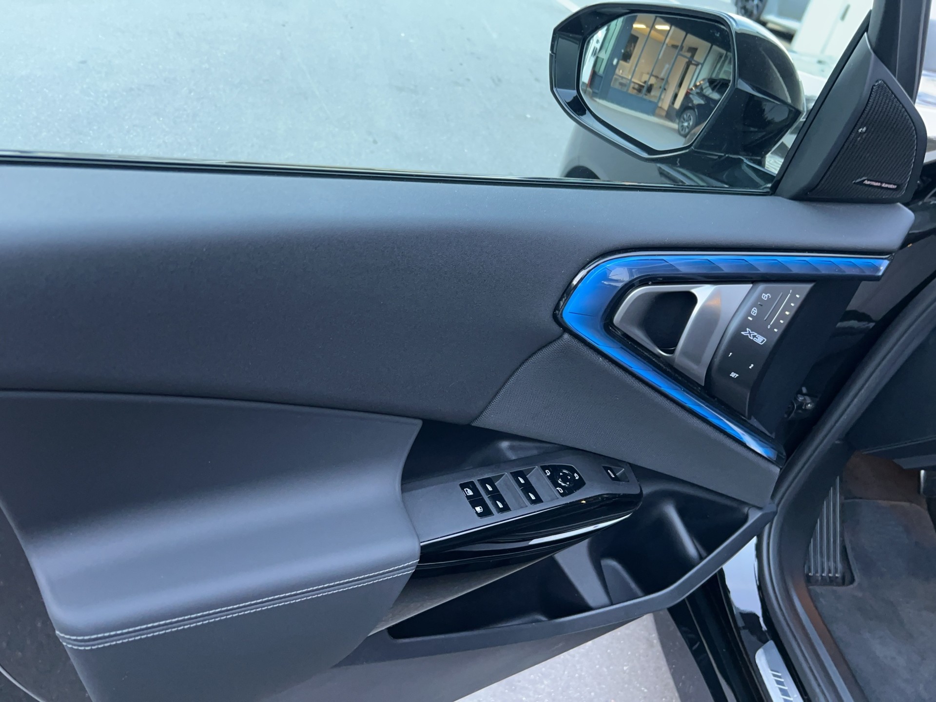 BMW X3 xDrive 30e M Sport Pro-image-11