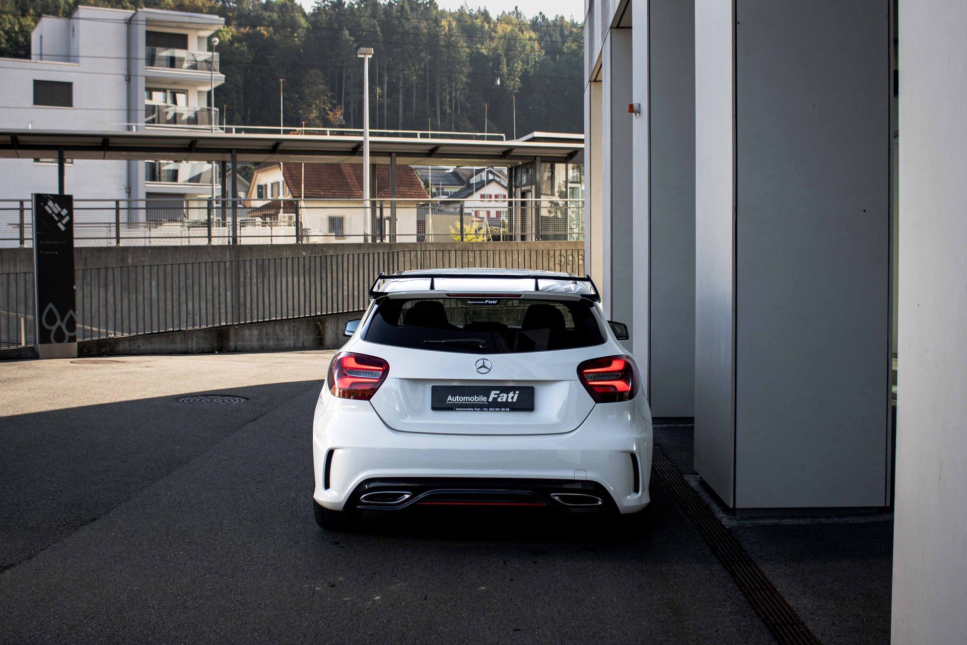MERCEDES-BENZ A 250 Sport AMG Line 4Matic 7G-DCT-image-3