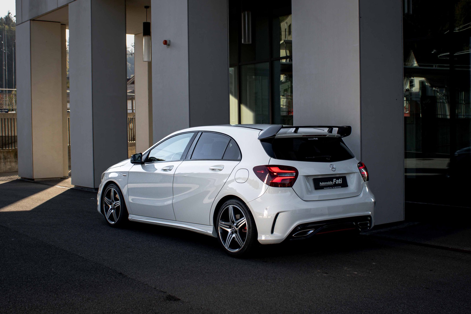 MERCEDES-BENZ A 250 Sport AMG Line 4Matic 7G-DCT-image-1