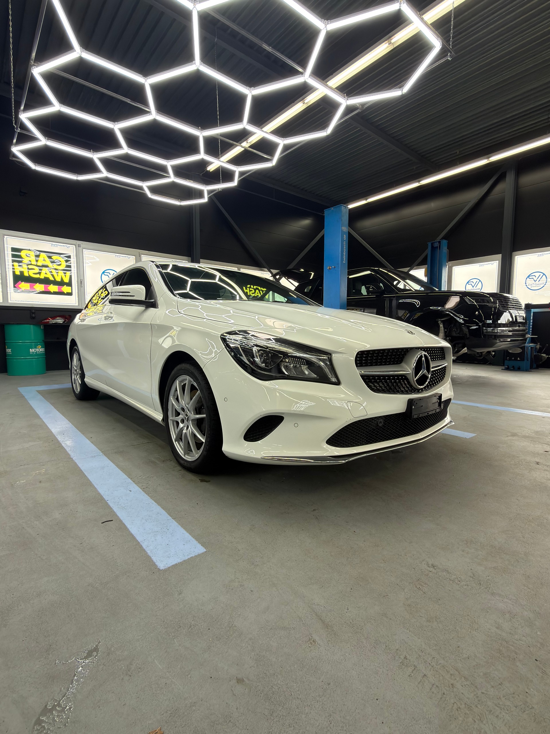 MERCEDES-BENZ CLA Shooting Brake 180-image-7