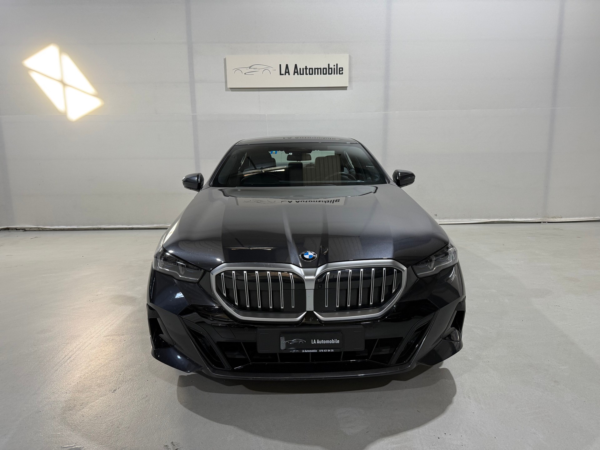 BMW 520d xDrive 48V M Sport Steptronic CH-Fahrzeug-image-3