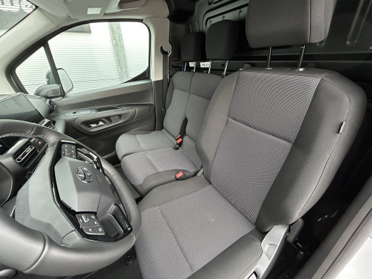 TOYOTA Proace City Van 1.2 ActiM-image-6