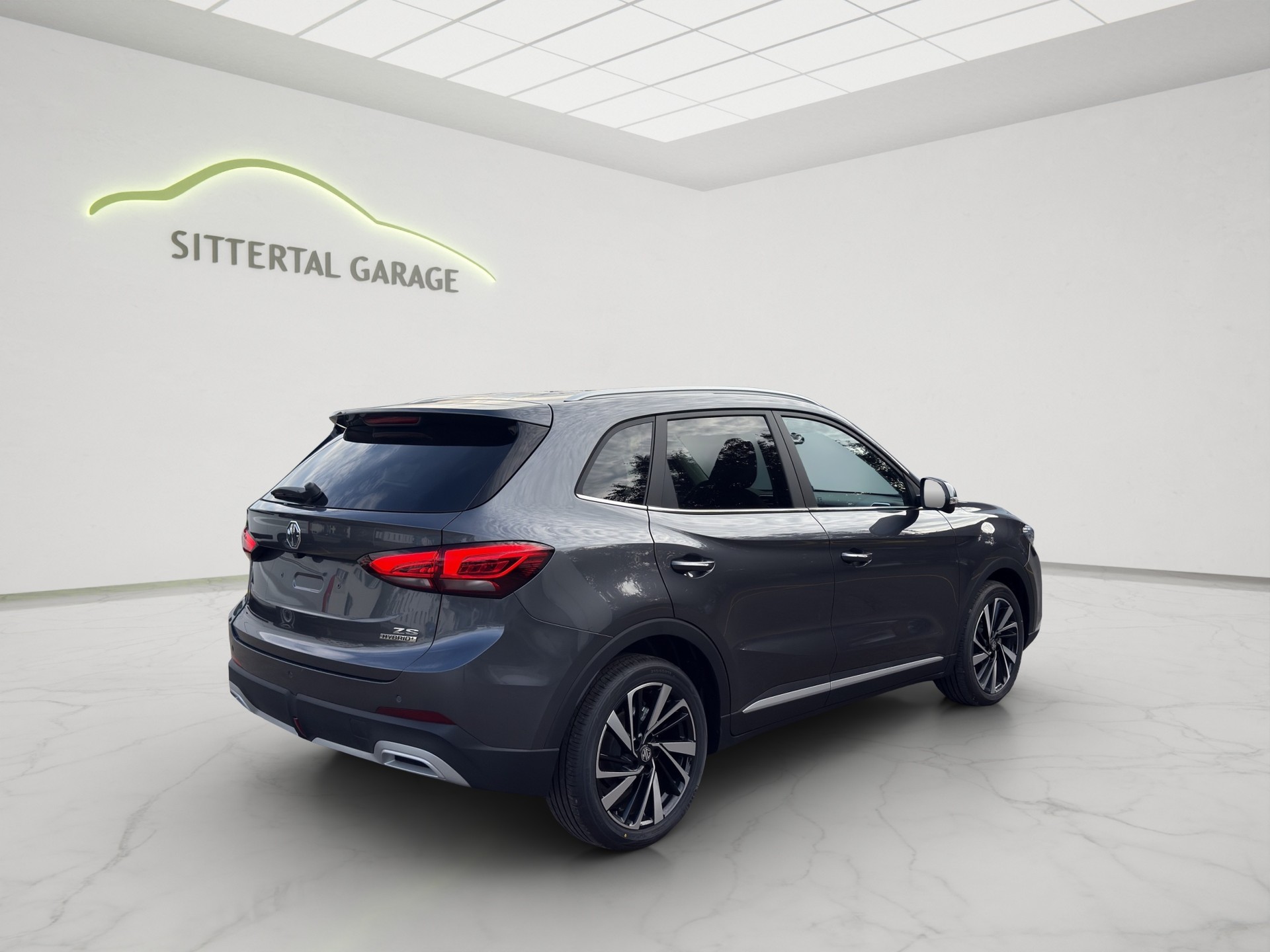 MG ZS 1.5 HEV Luxury-showroom-element-3